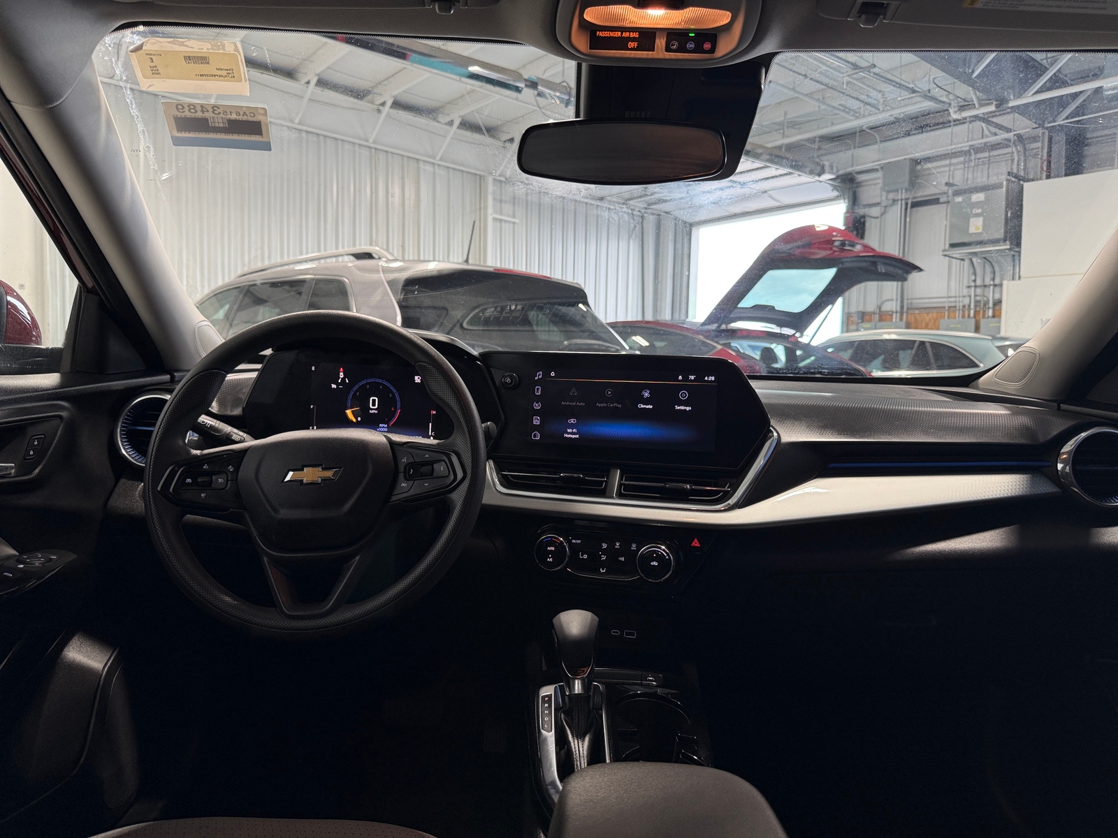 Thumbnail: 2025 Chevrolet Trax - 2