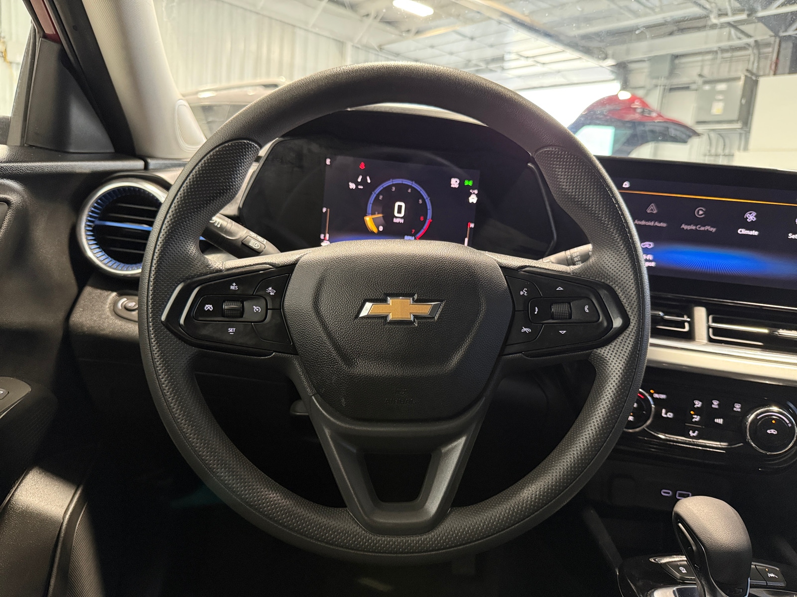 Thumbnail: 2025 Chevrolet Trax - 4
