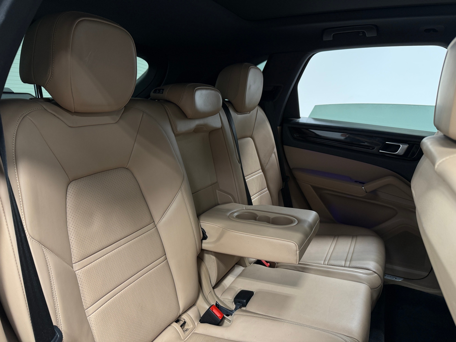 Thumbnail: 2021 Porsche Cayenne - 5