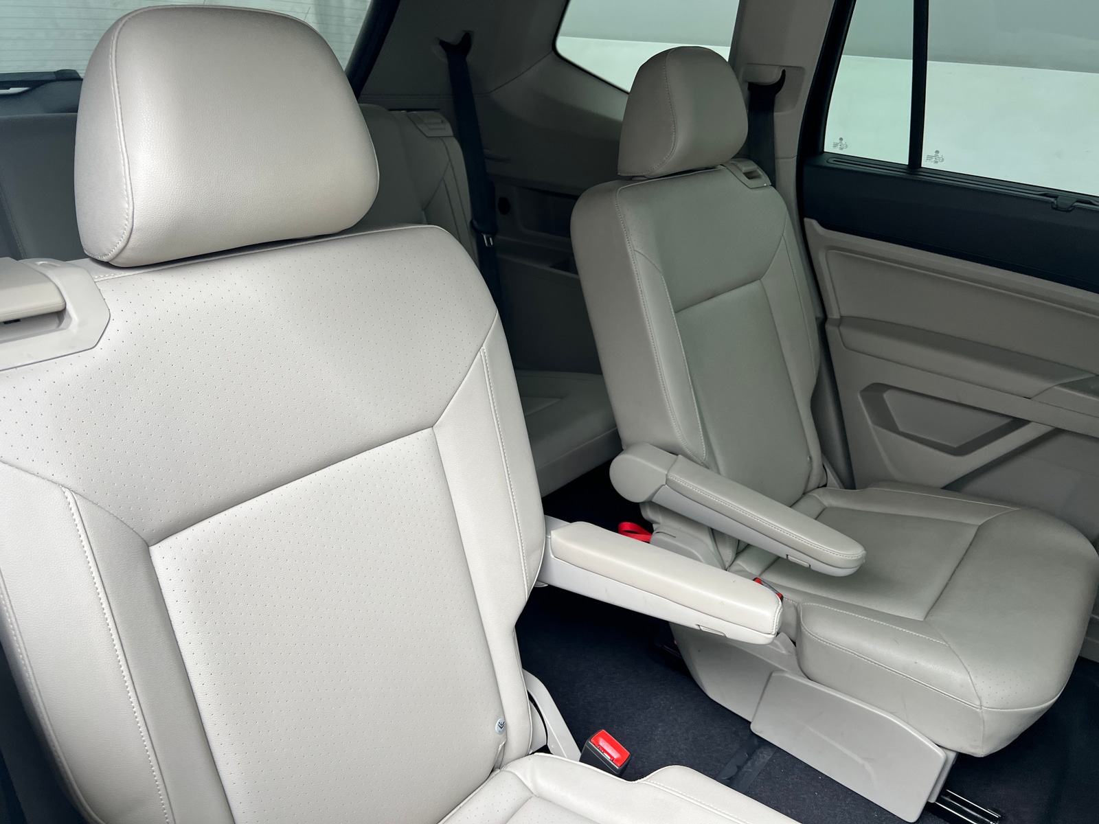 Thumbnail: 2019 Volkswagen Atlas - 5