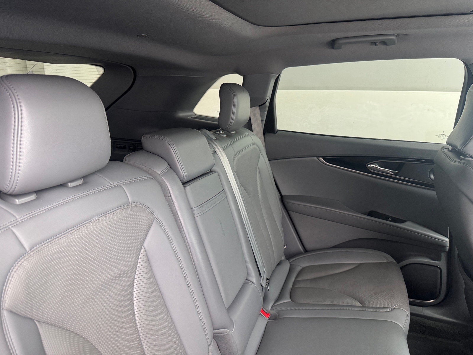Thumbnail: 2021 Lincoln Nautilus - 5