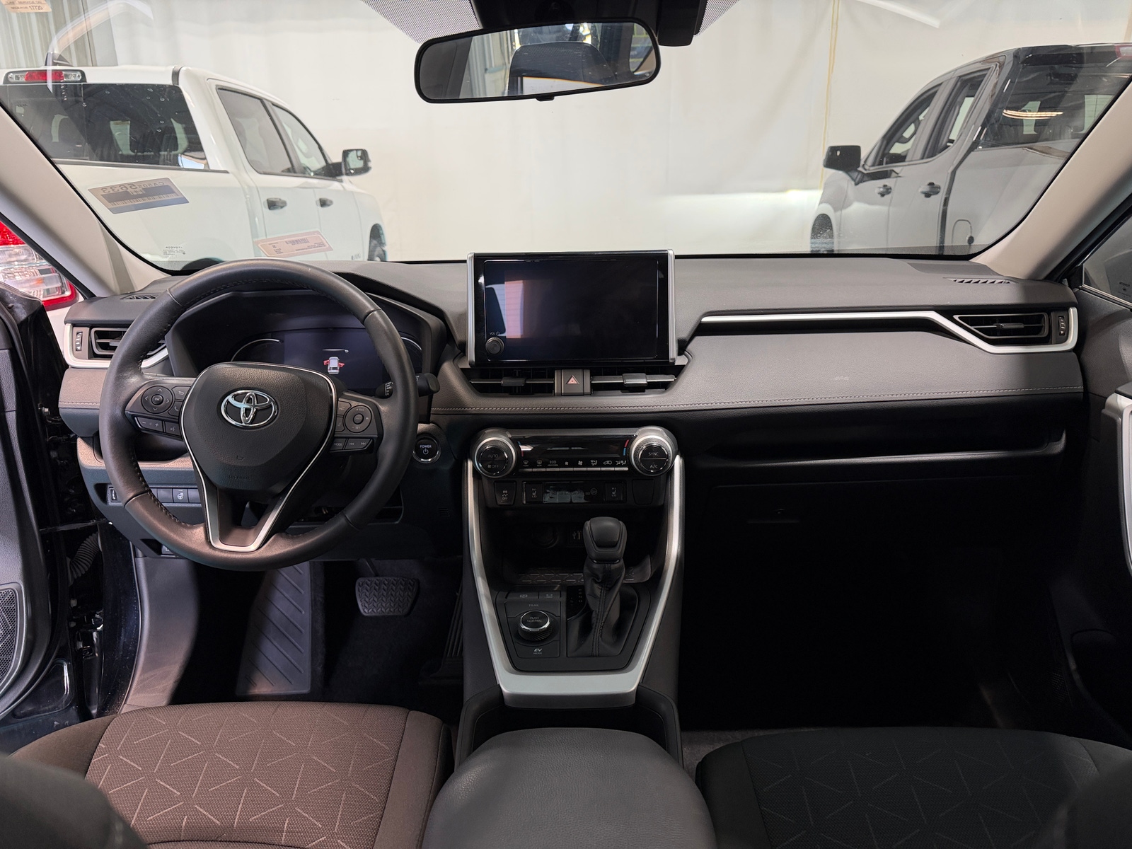 Thumbnail: 2023 Toyota RAV4 - 3