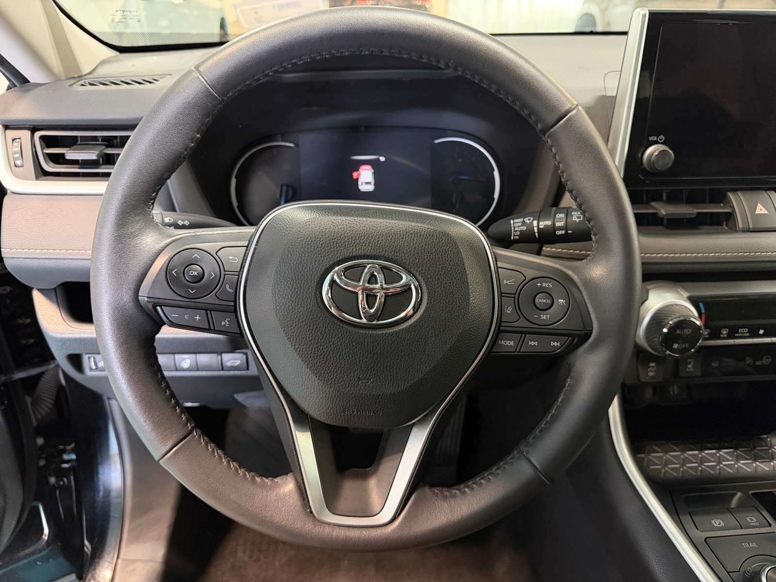 Thumbnail: 2023 Toyota RAV4 - 5