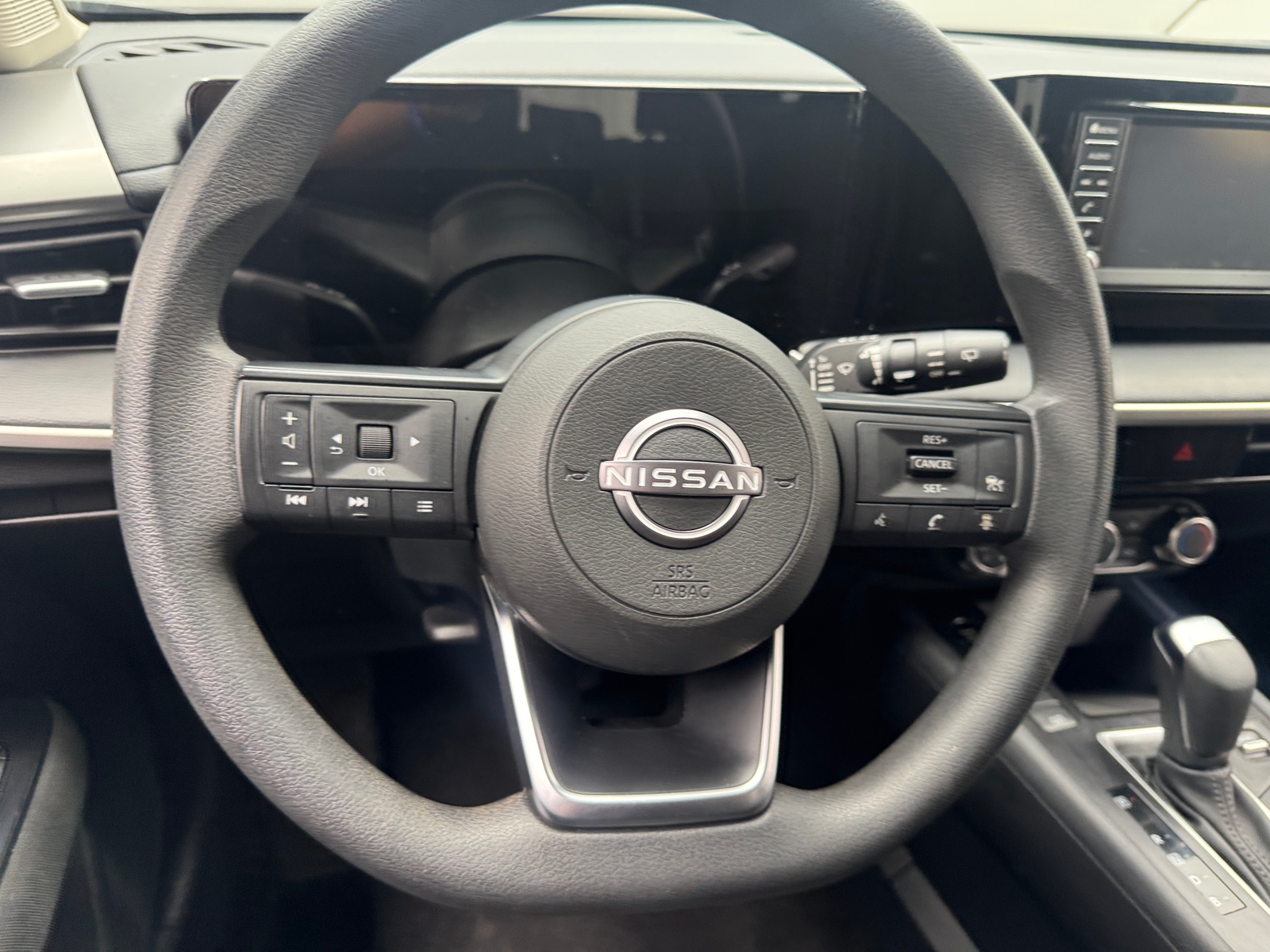 Thumbnail: 2025 Nissan Kicks - 5