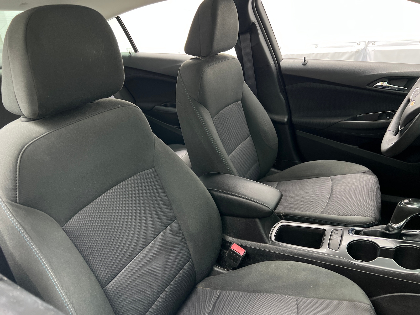 Thumbnail: 2016 Chevrolet Cruze - 2