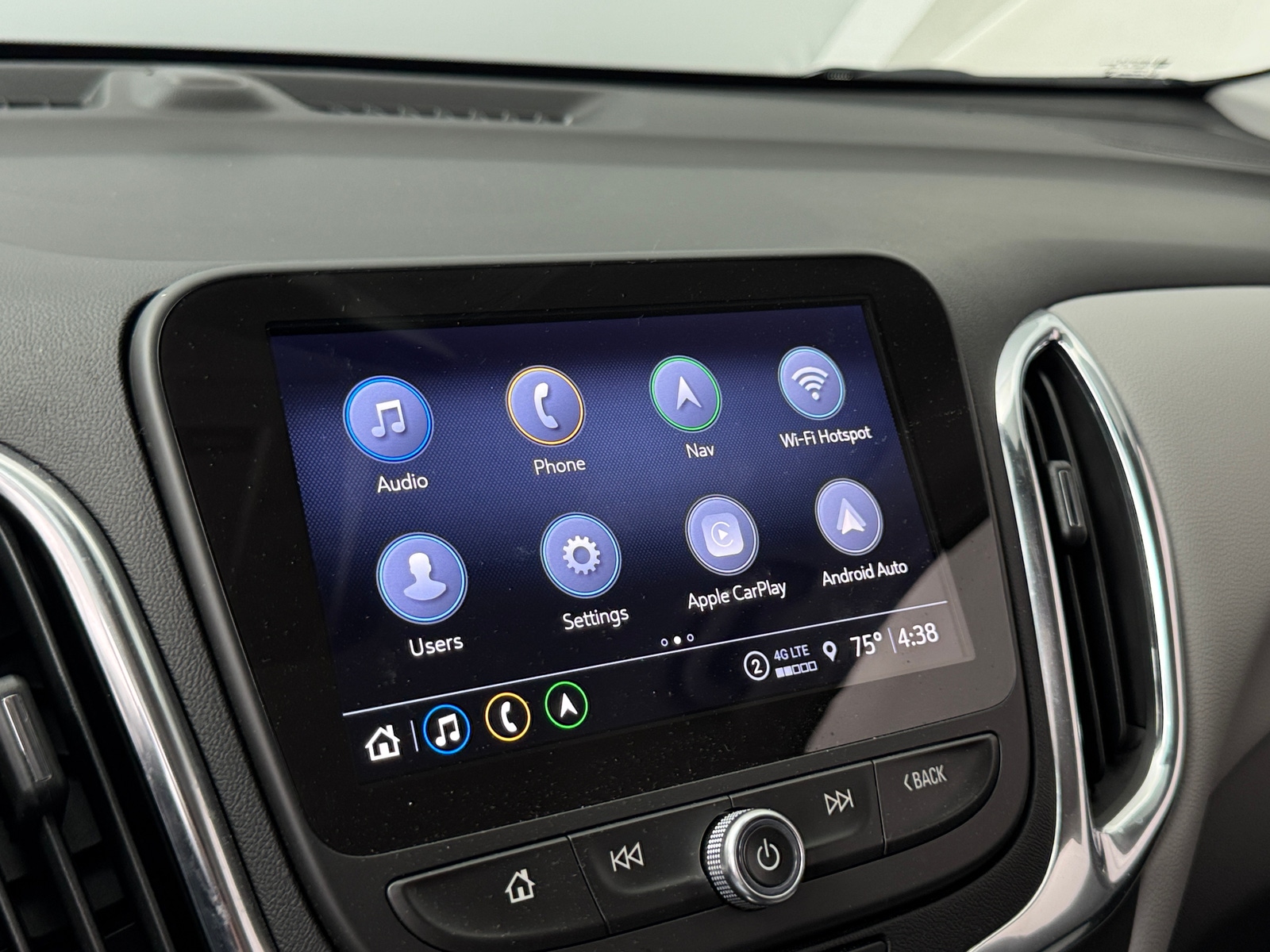 Thumbnail: 2024 Chevrolet Equinox - 4