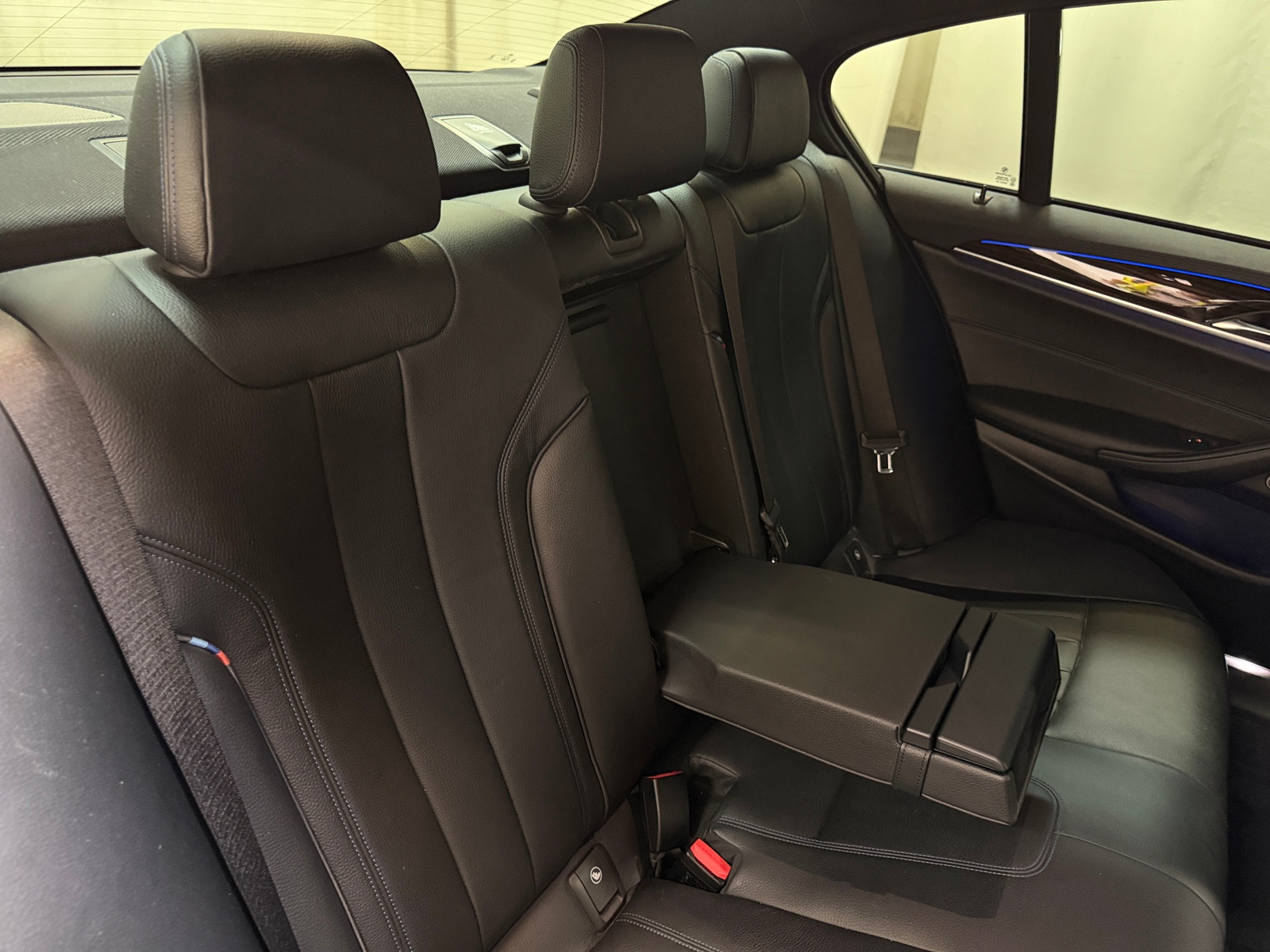 Thumbnail: 2018 BMW 5 Series - 5