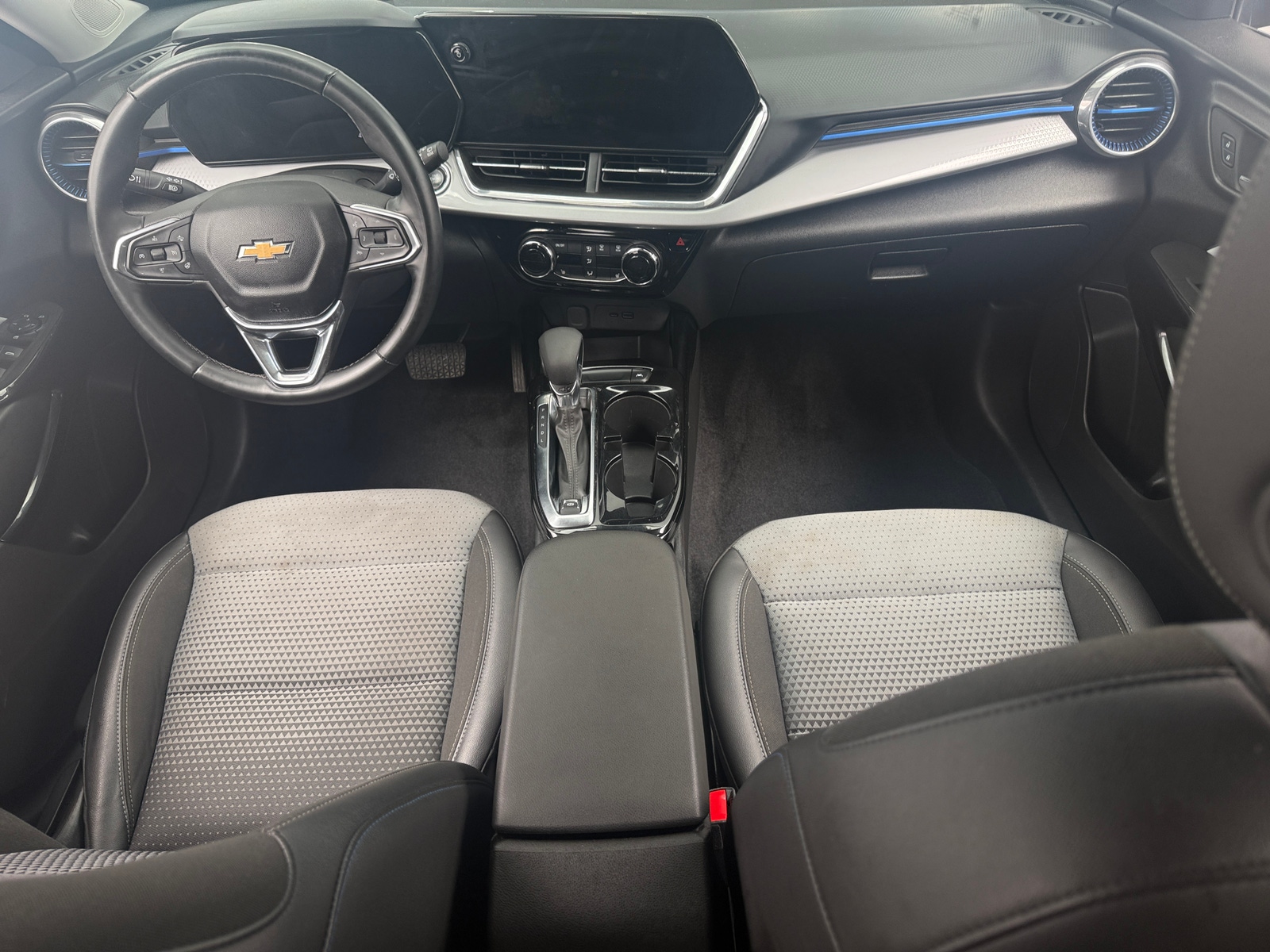 Thumbnail: 2024 Chevrolet Trax - 2