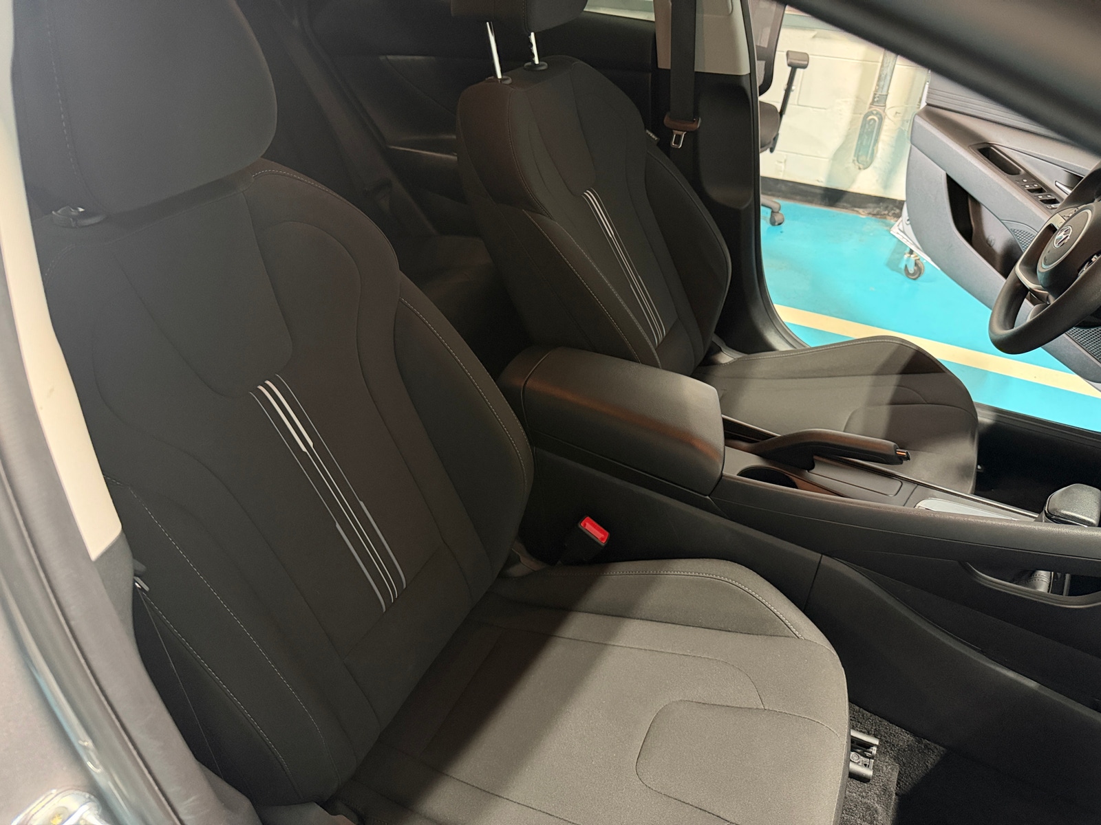 Thumbnail: 2023 Hyundai Elantra - 2