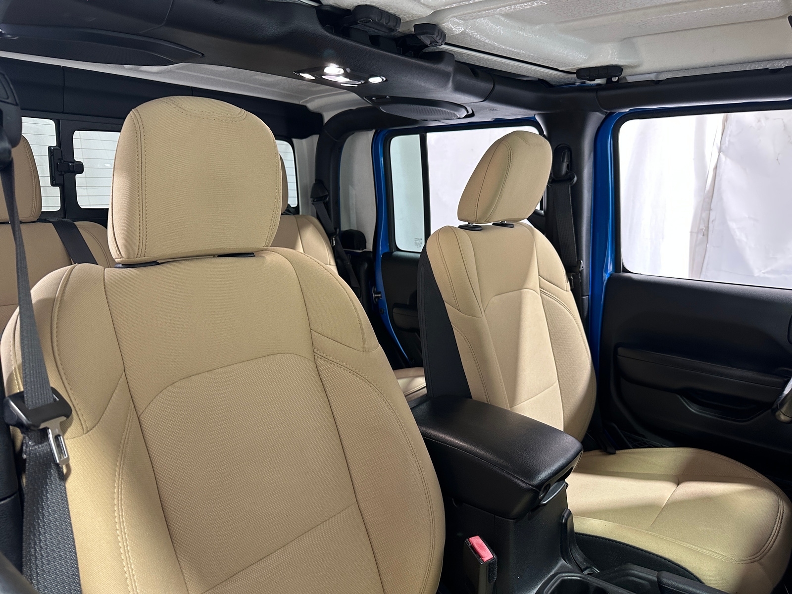 Thumbnail: 2021 Jeep Gladiator - 2