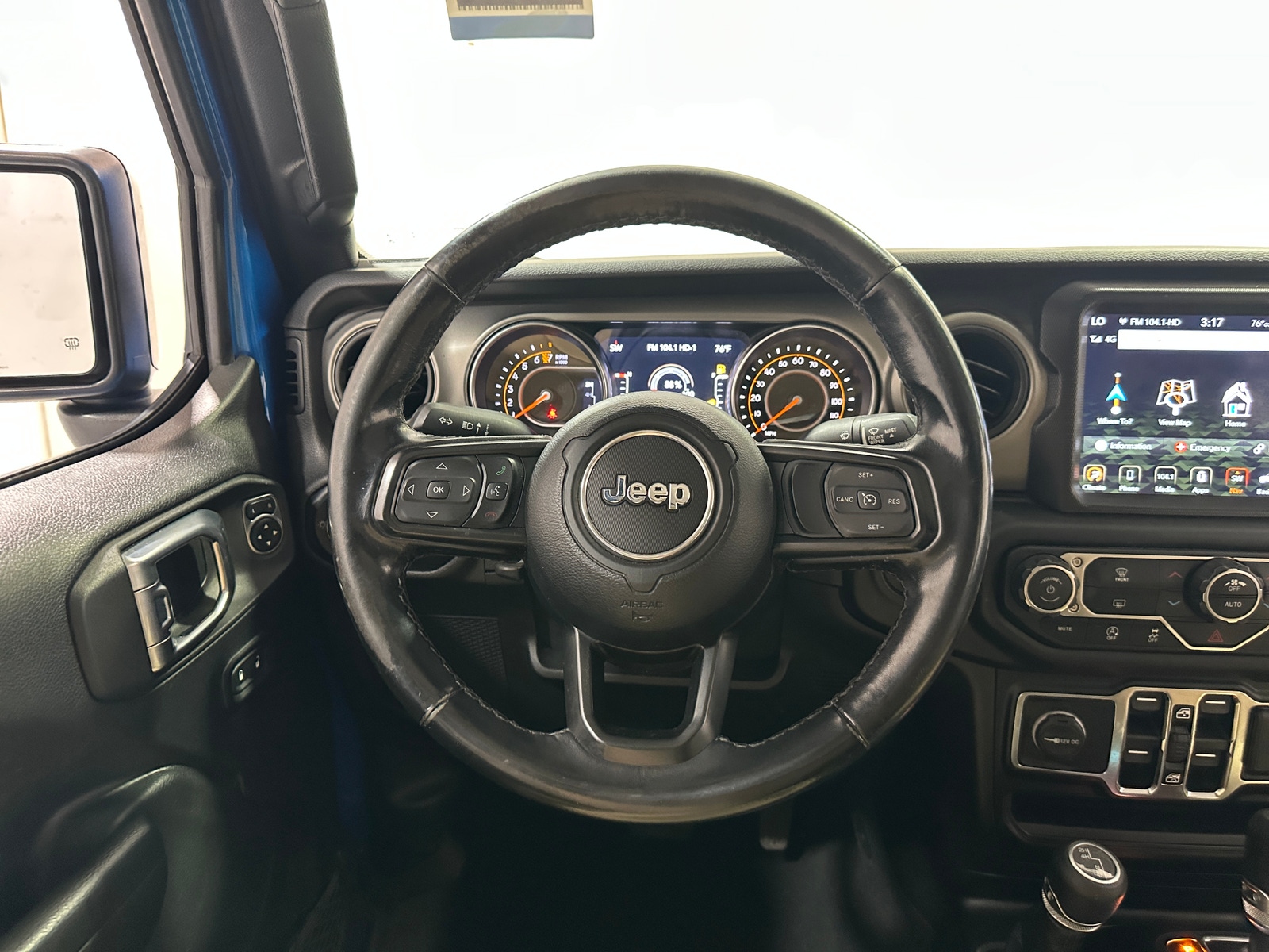 Thumbnail: 2021 Jeep Gladiator - 5