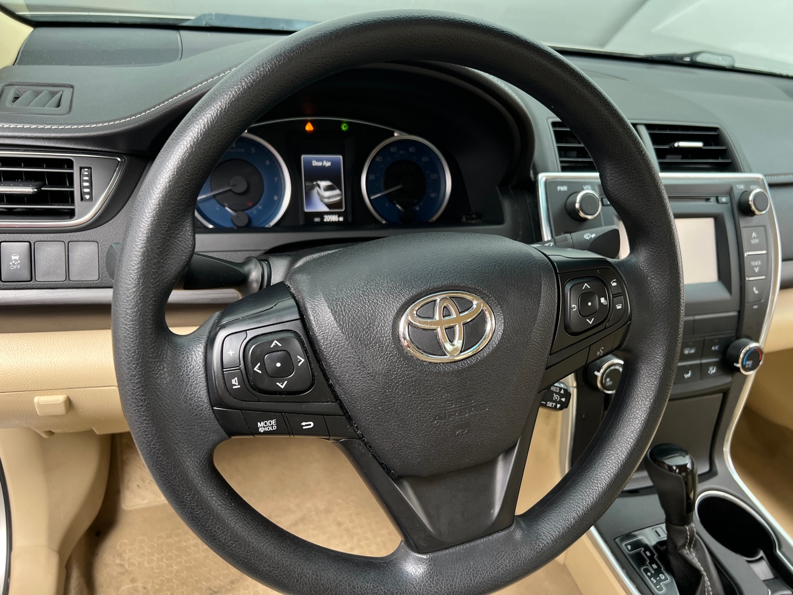 Thumbnail: 2017 Toyota Camry - 5