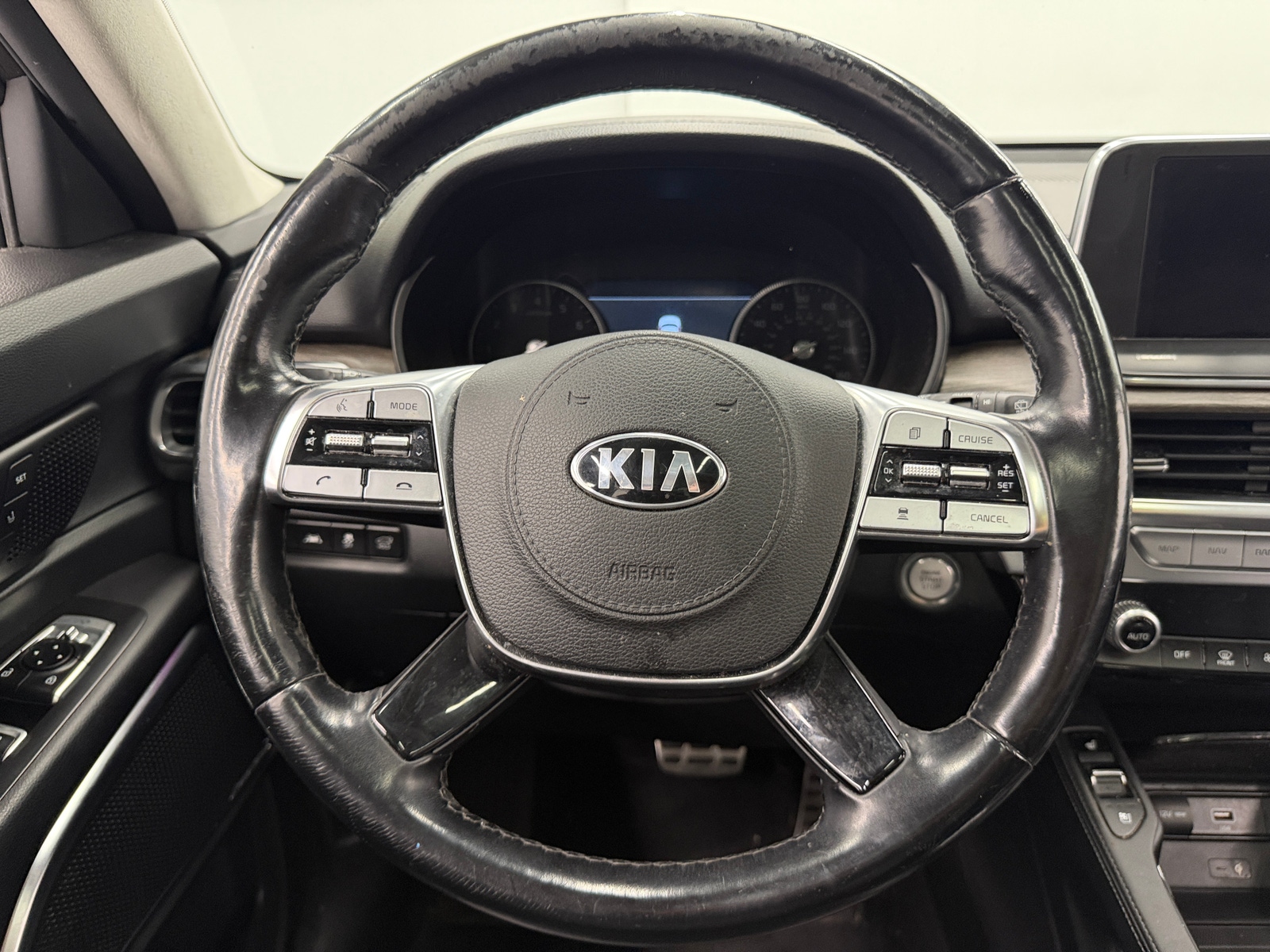 Thumbnail: 2020 Kia Telluride - 4