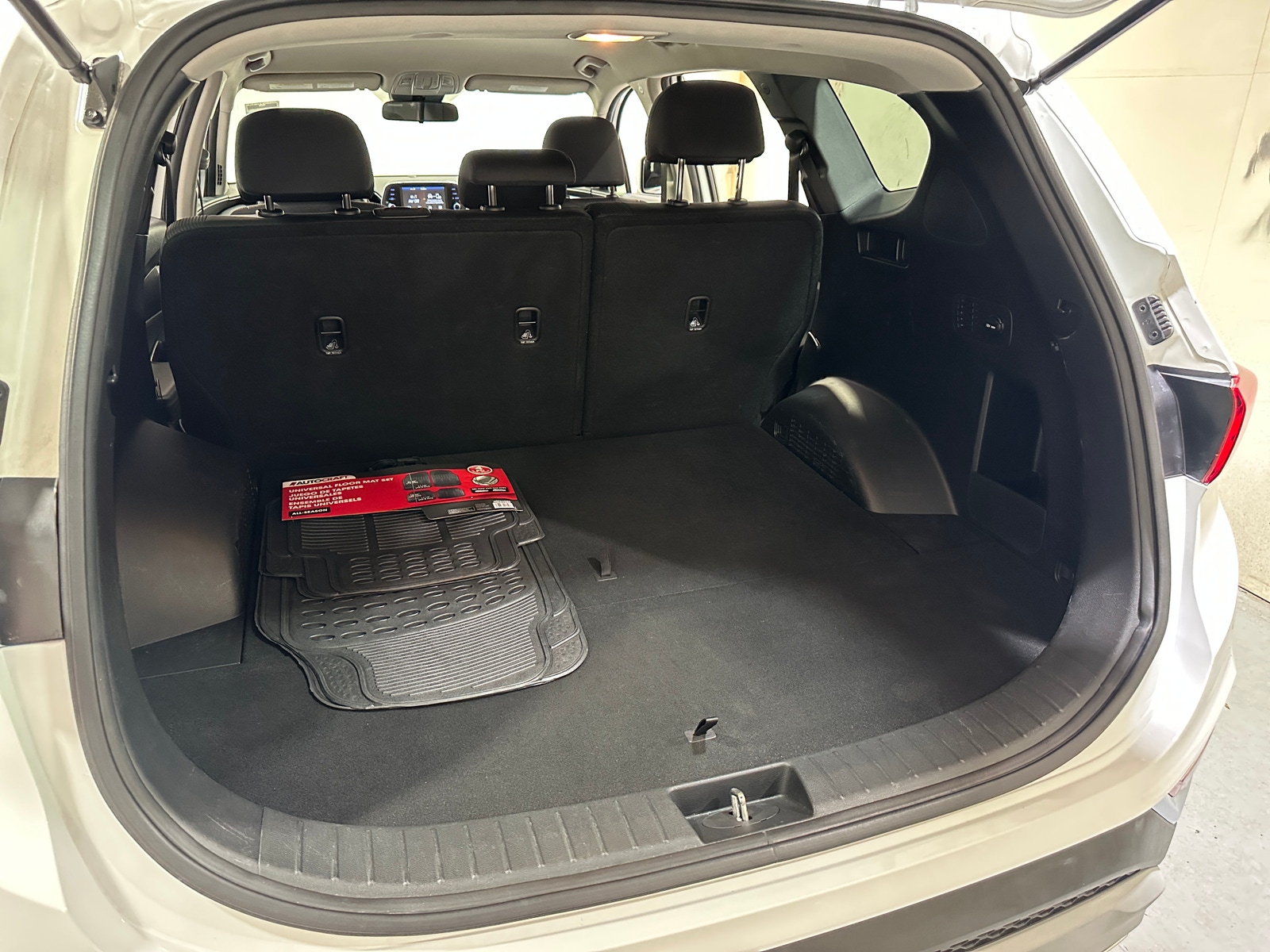 Thumbnail: 2019 Hyundai Santa Fe - 7