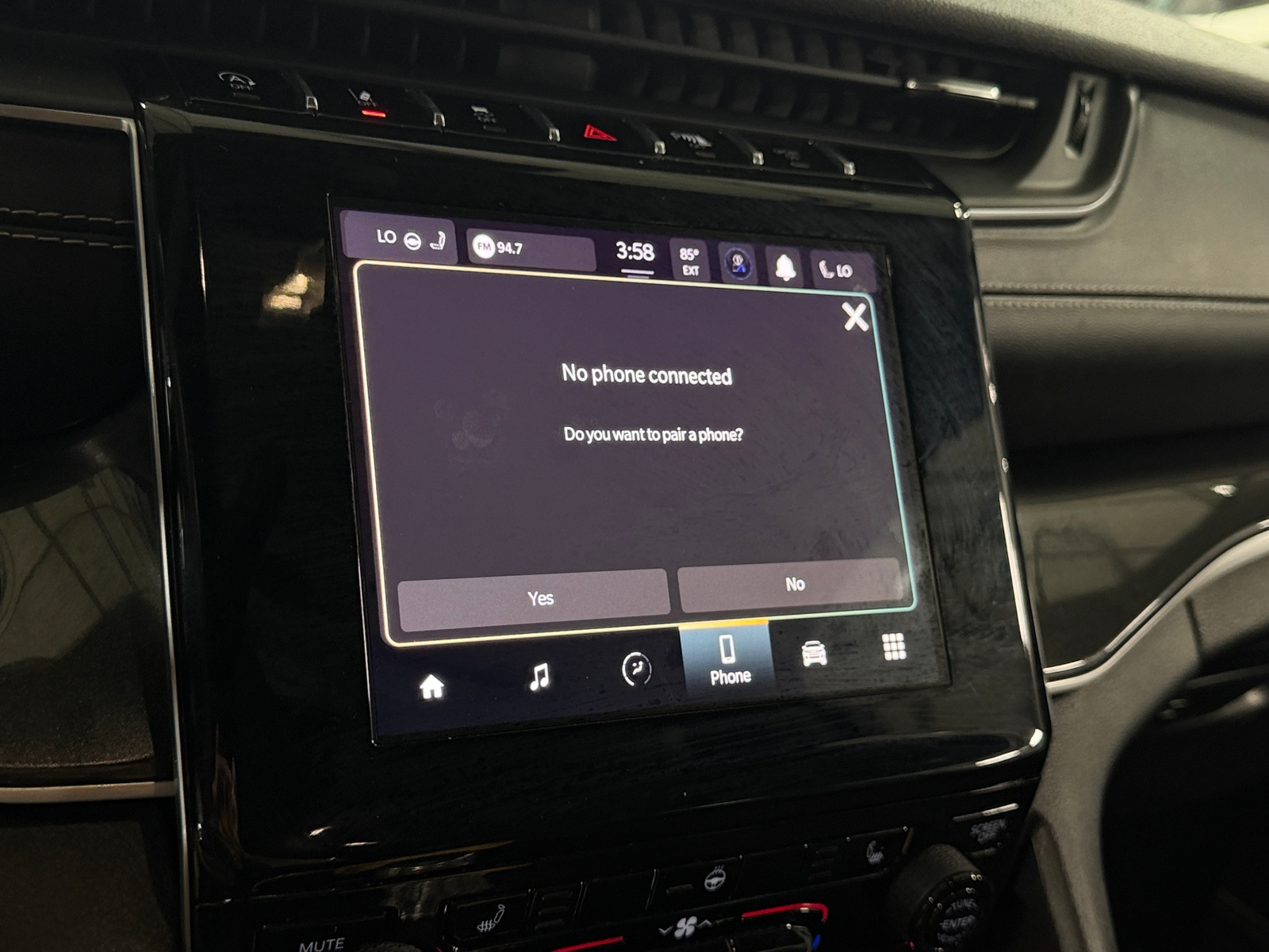 Thumbnail: 2022 Jeep Grand Cherokee L - 3