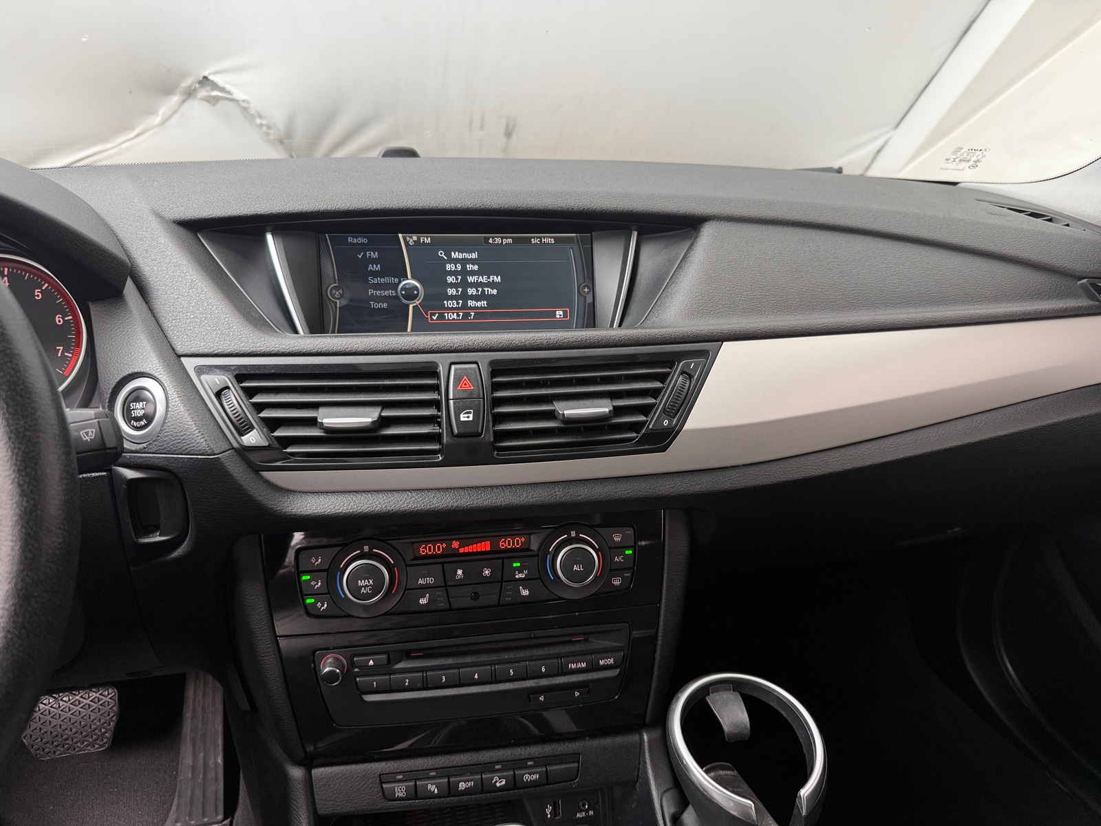 Thumbnail: 2015 BMW X1 - 3