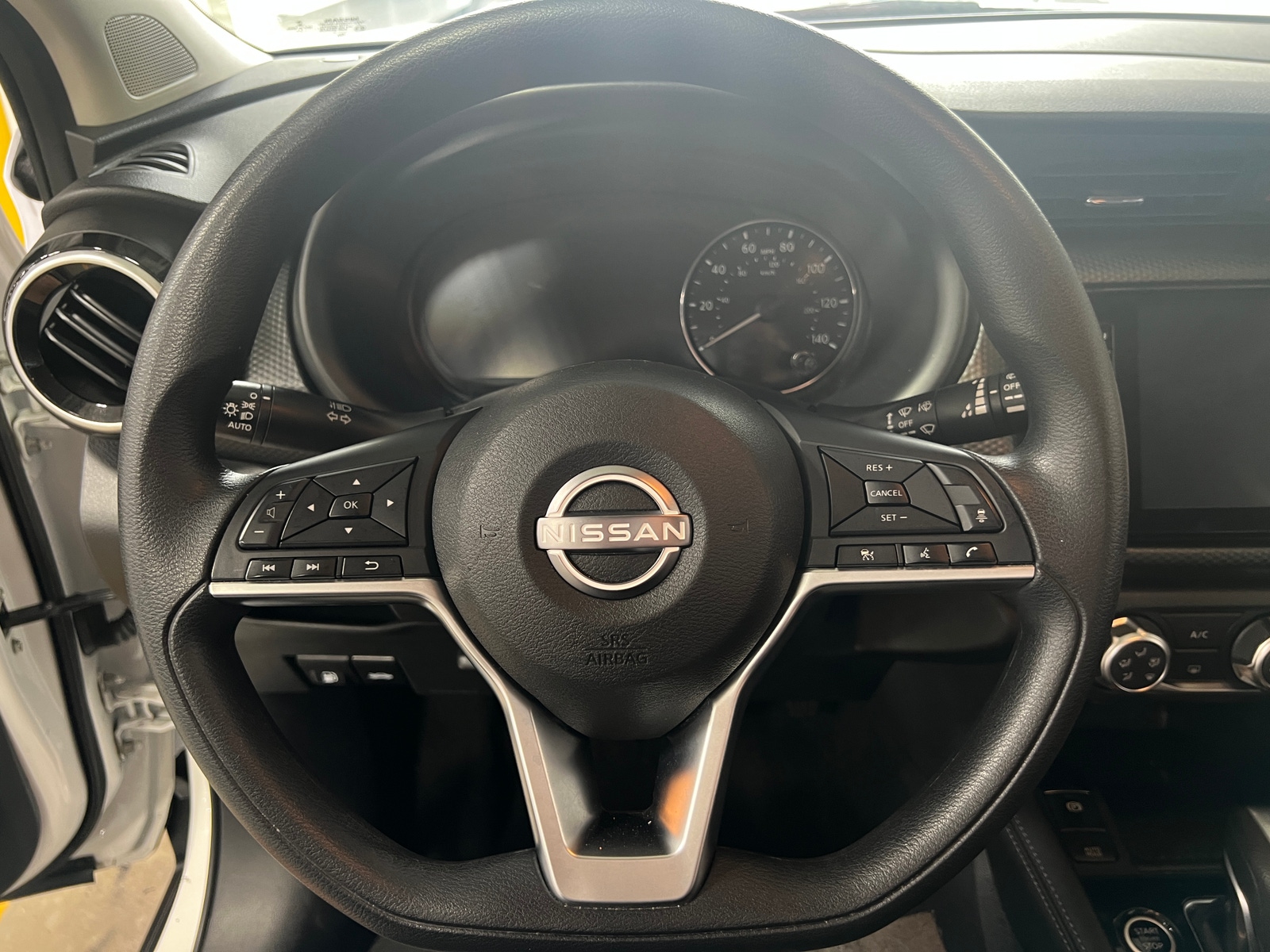 Thumbnail: 2023 Nissan Kicks - 5