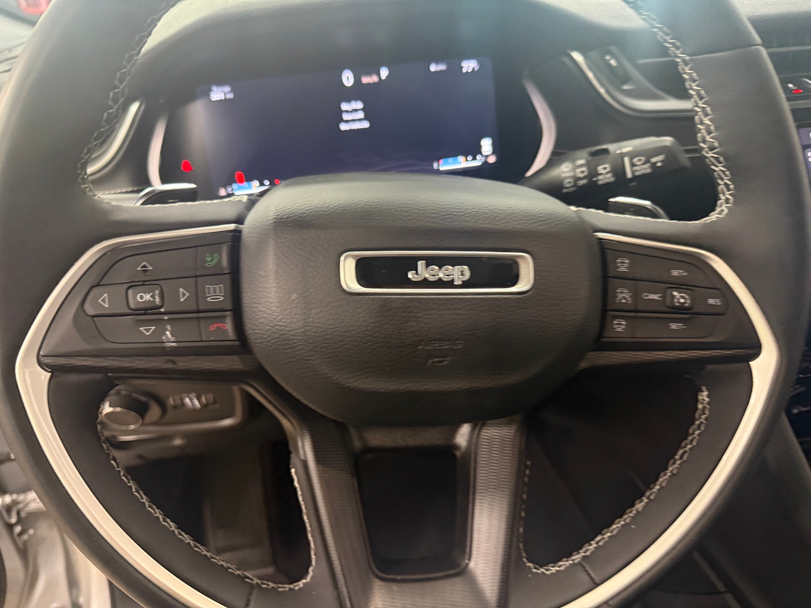 Thumbnail: 2023 Jeep Grand Cherokee L - 4