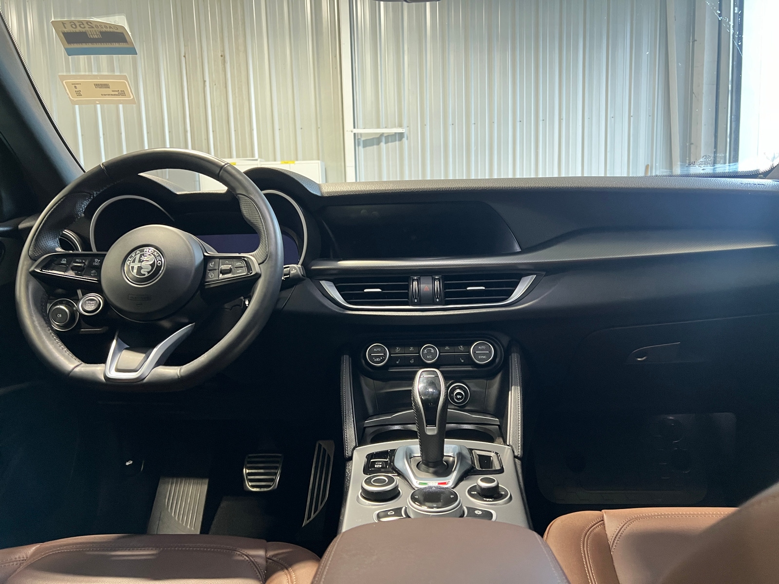 Thumbnail: 2024 Alfa Romeo Stelvio - 2
