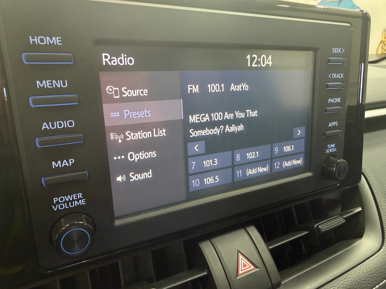 Thumbnail: 2019 Toyota RAV4 - 4