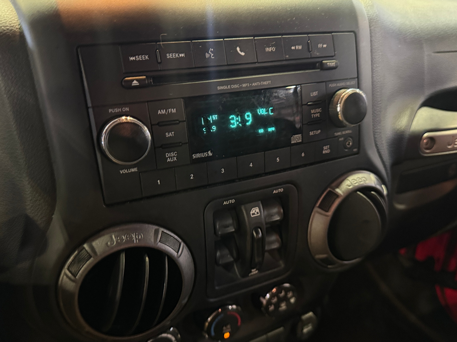 Thumbnail: 2015 Jeep Wrangler - 4