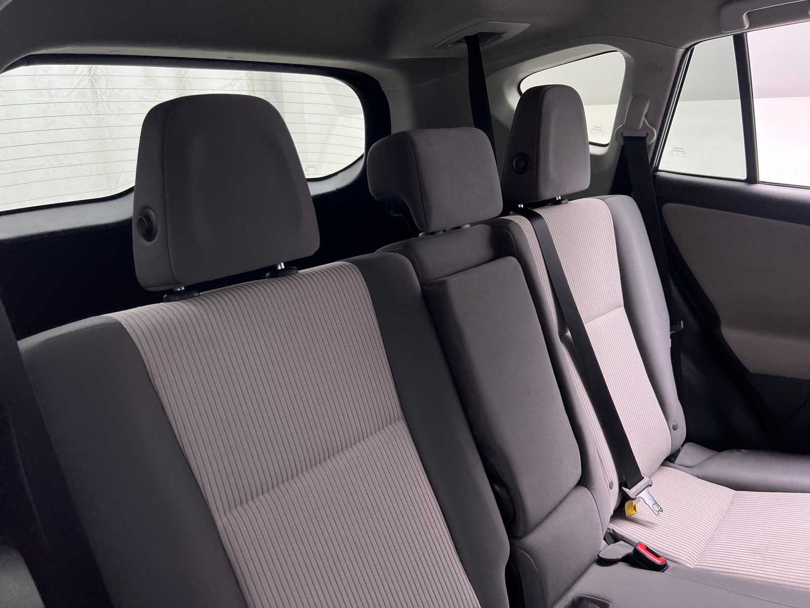 Thumbnail: 2015 Toyota RAV4 - 6