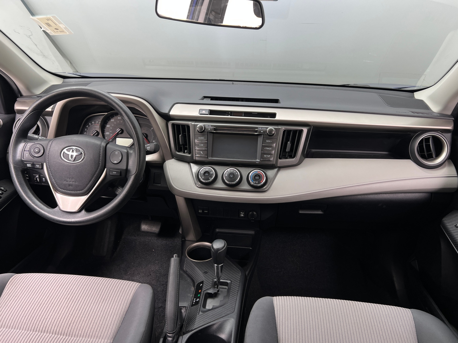 Thumbnail: 2015 Toyota RAV4 - 3