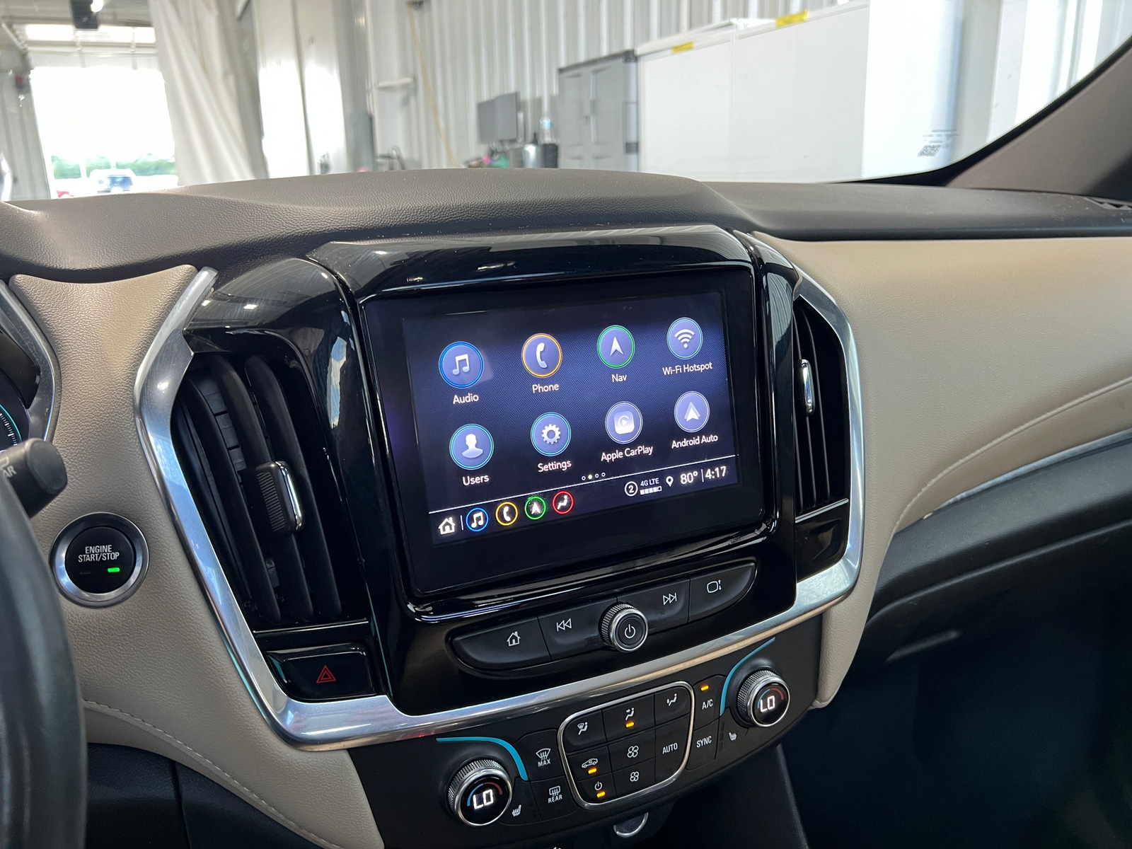 Thumbnail: 2023 Chevrolet Traverse - 3