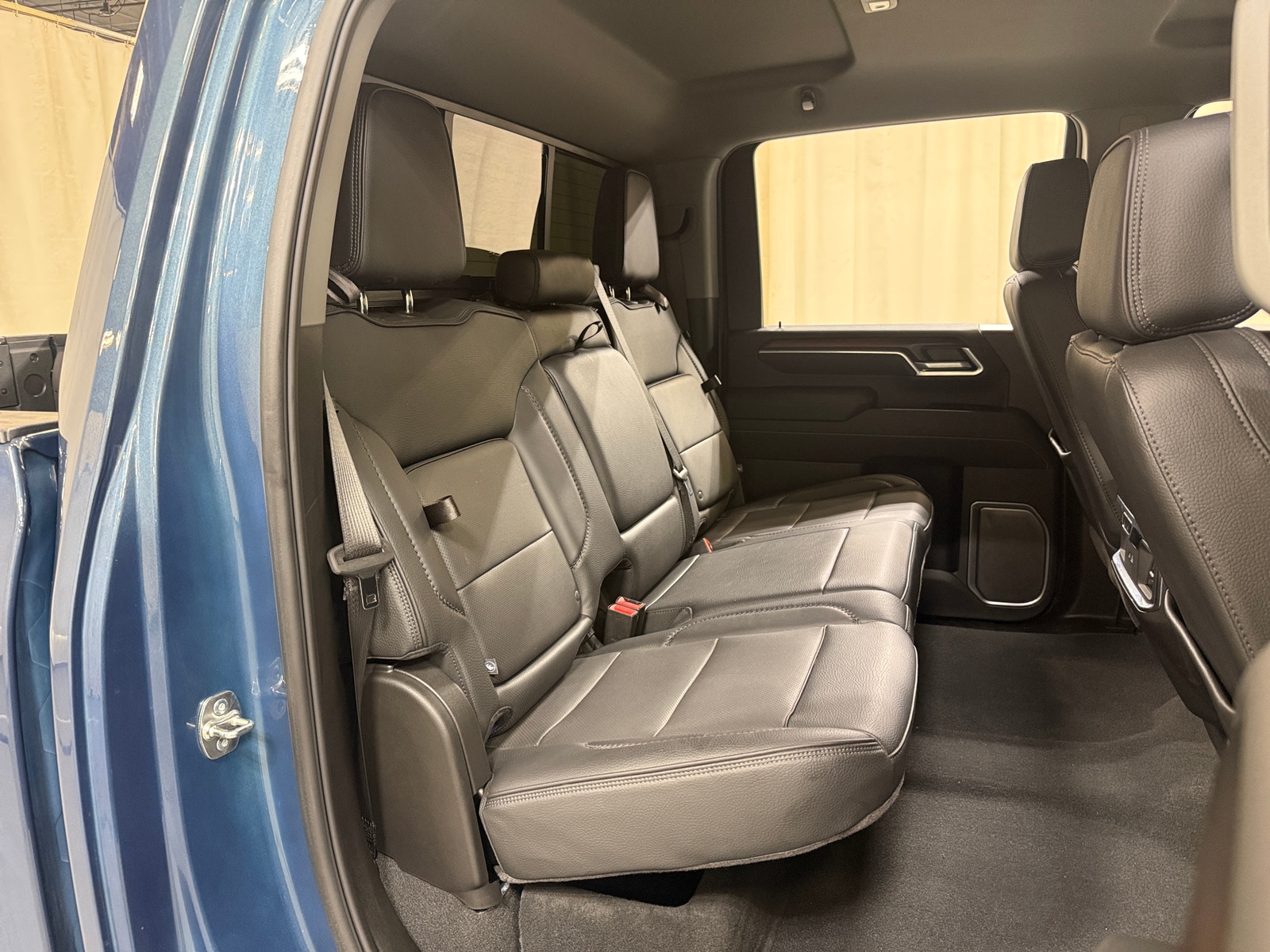 Thumbnail: 2025 GMC Sierra 2500 - 5