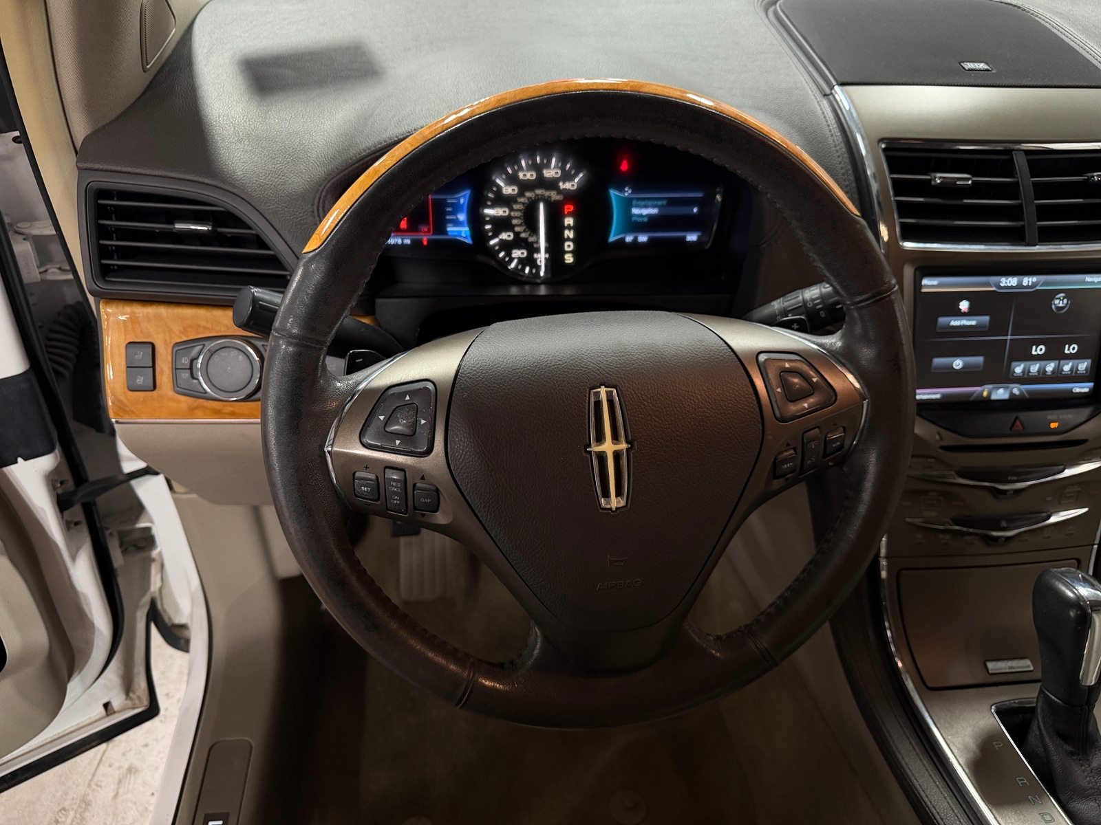 Thumbnail: 2014 Lincoln MKX - 4
