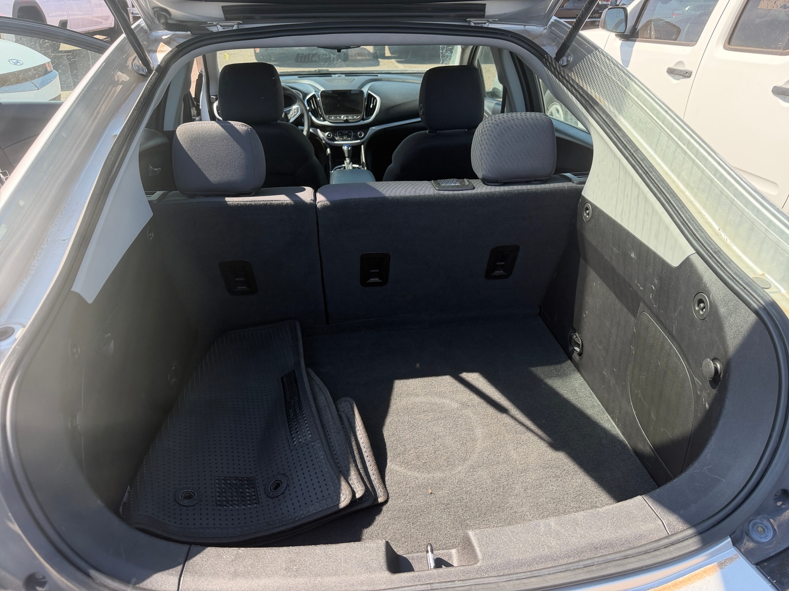Thumbnail: 2018 Chevrolet Volt - 7