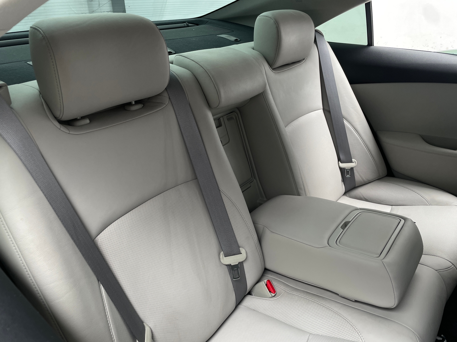 Thumbnail: 2011 Lexus ES - 5