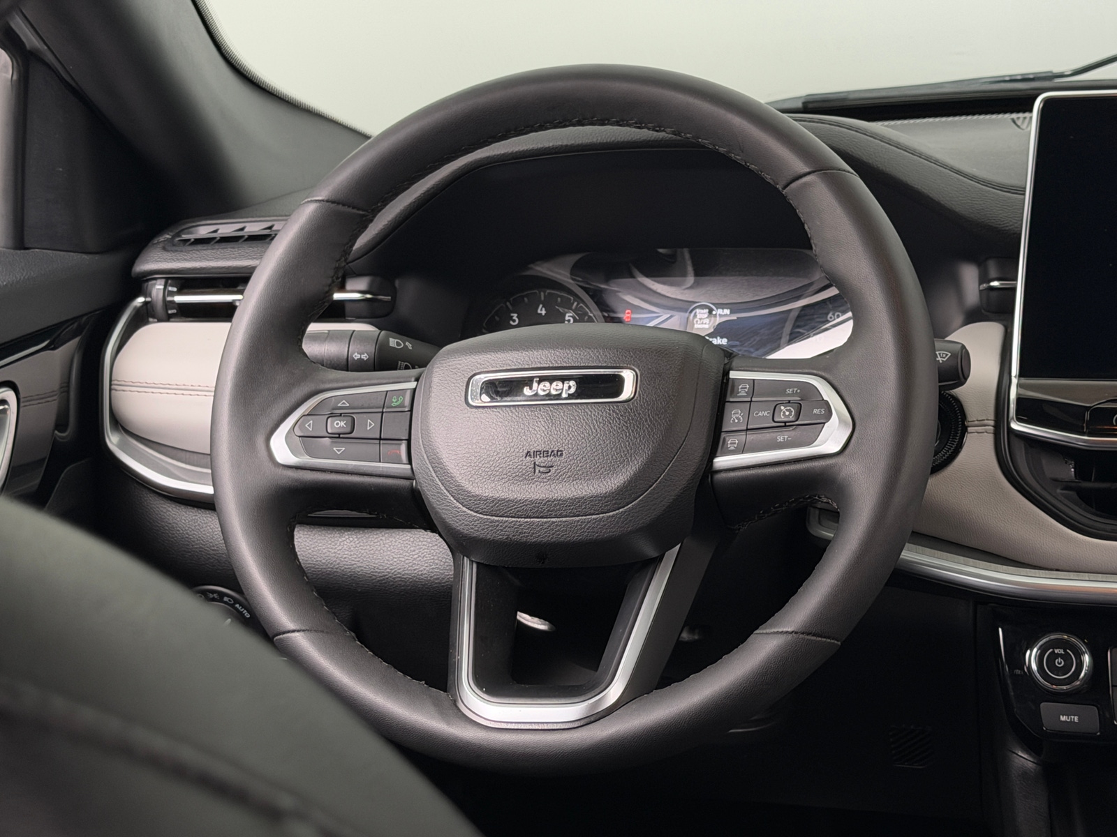 Thumbnail: 2025 Jeep Compass - 4