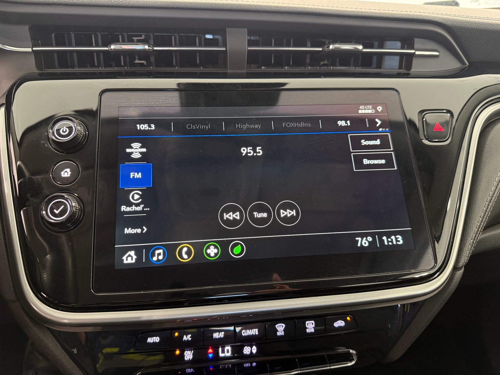 Thumbnail: 2023 Chevrolet Bolt EUV - 4