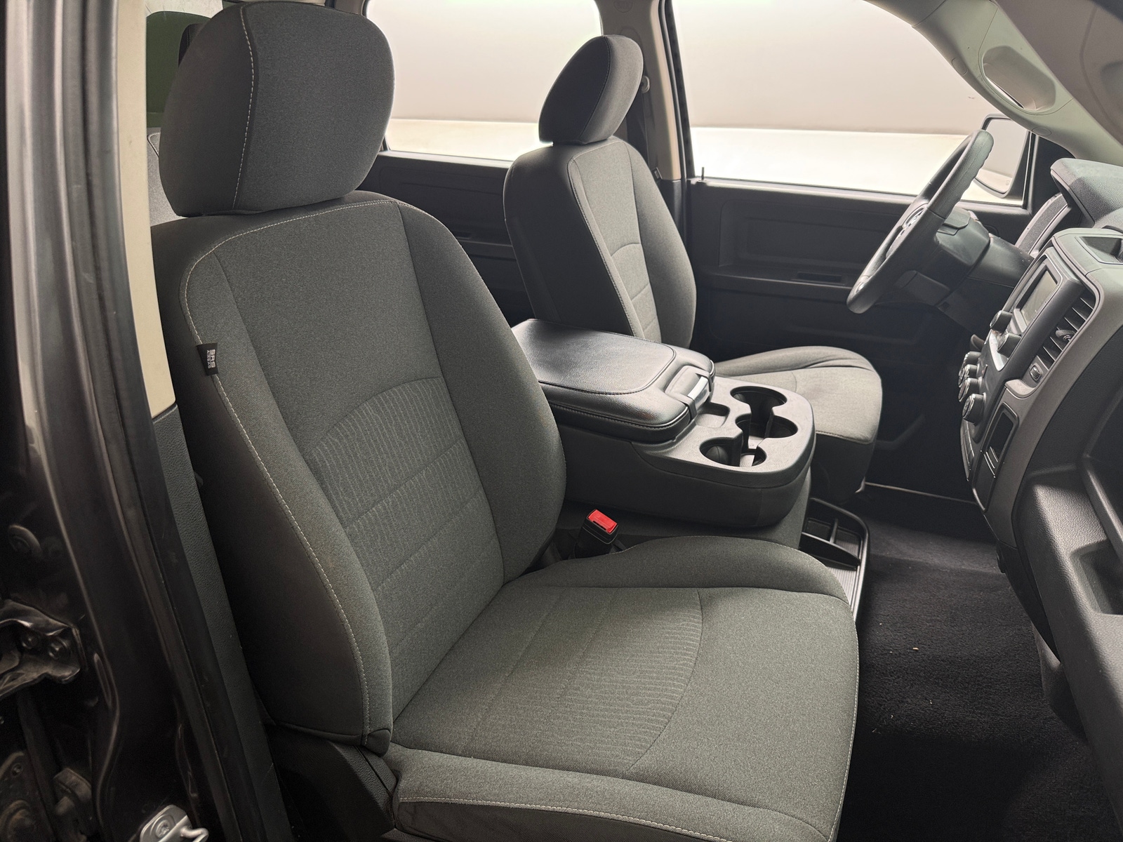 Thumbnail: 2021 RAM 1500 Classic - 2