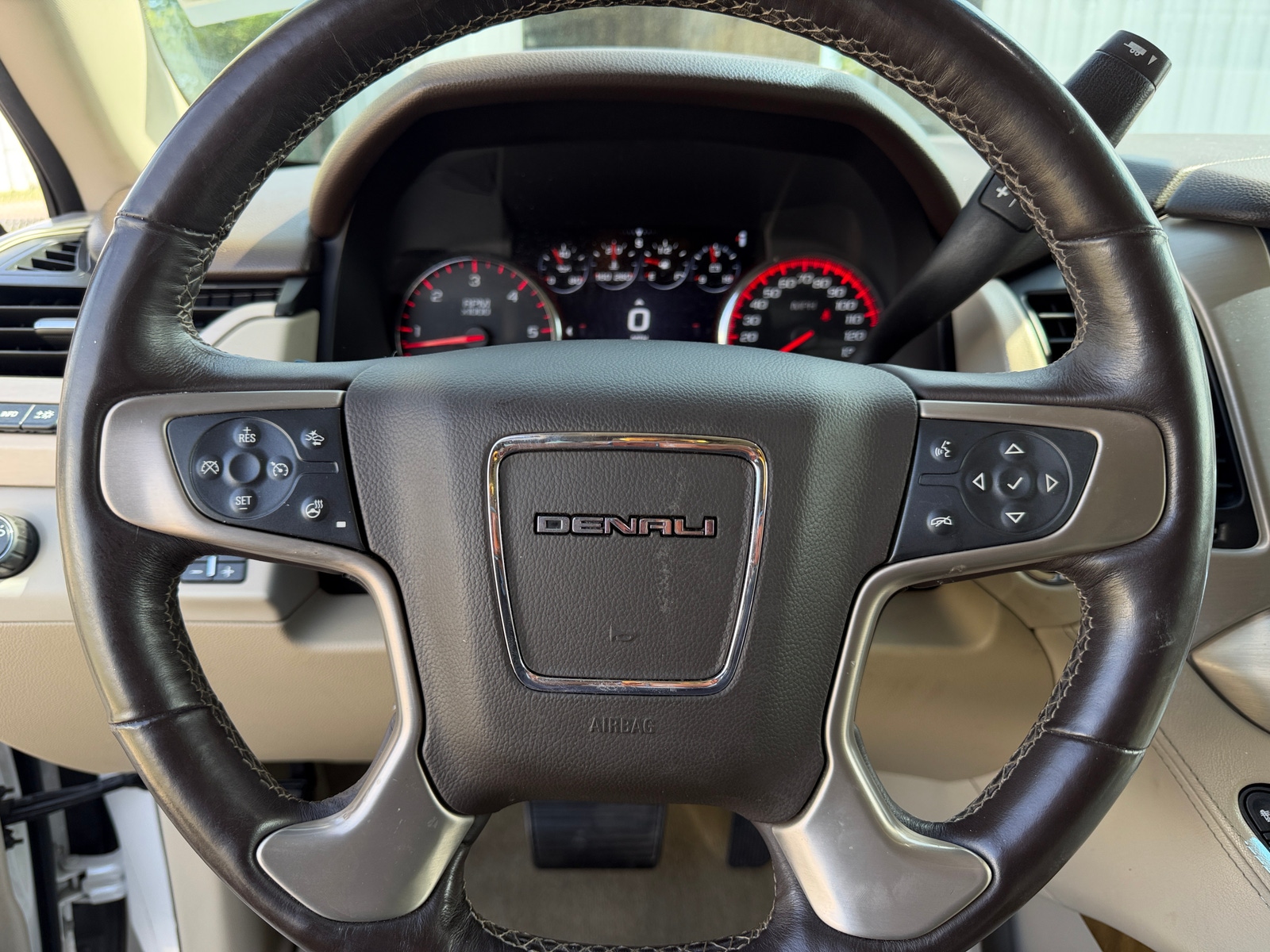 Thumbnail: 2016 GMC Yukon - 4