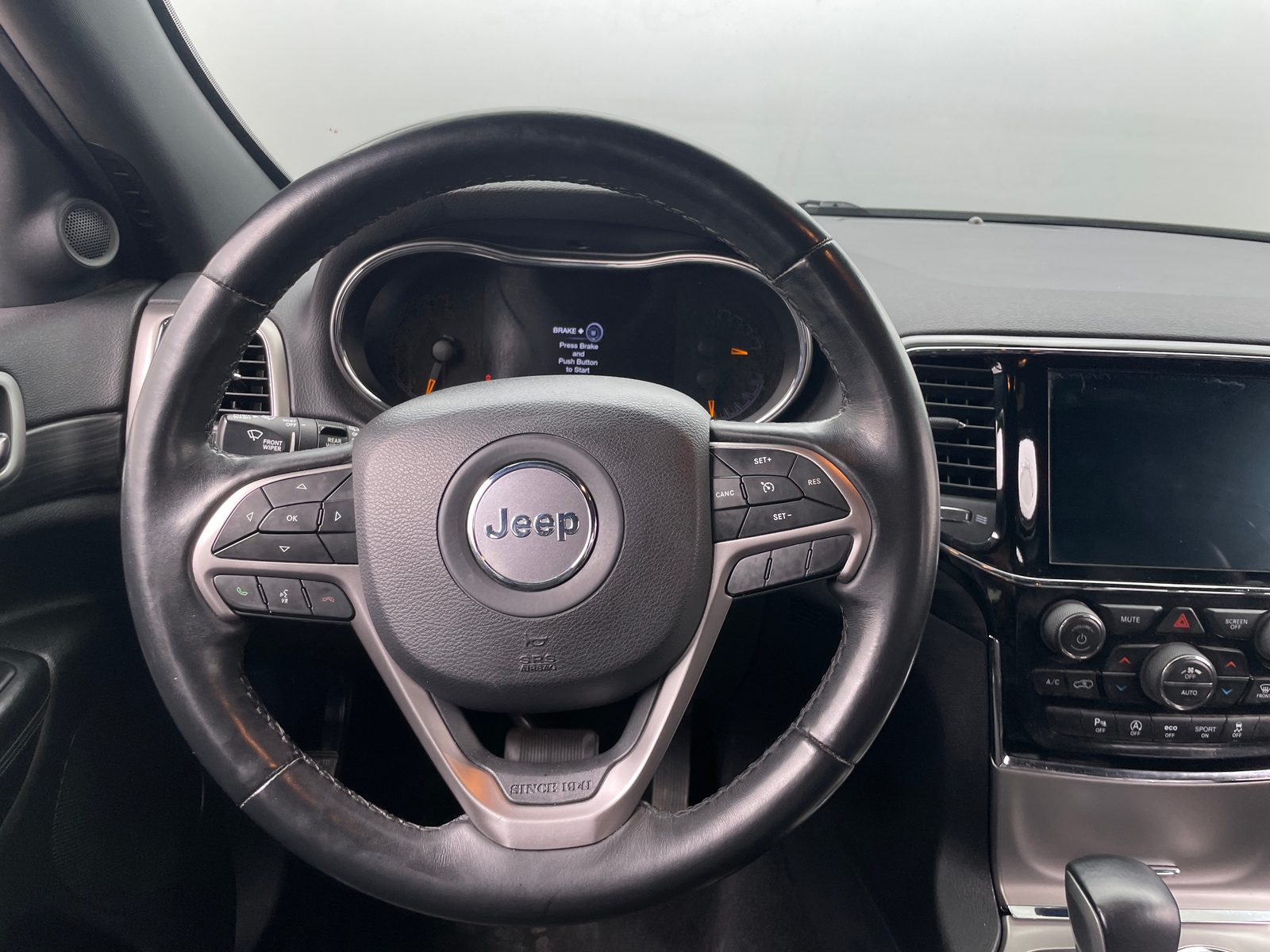 Thumbnail: 2019 Jeep Grand Cherokee - 4
