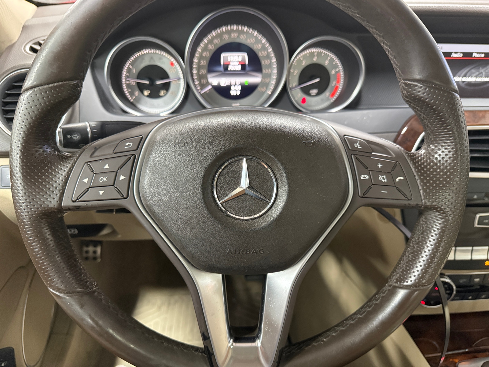 Thumbnail: 2013 Mercedes-Benz C-Class - 4