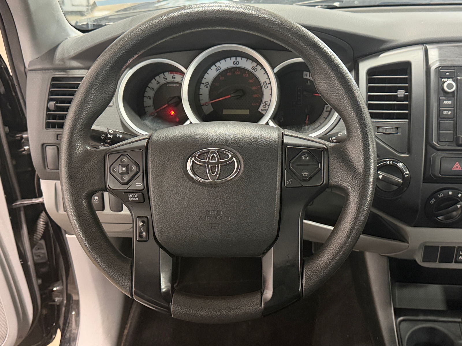 Thumbnail: 2015 Toyota Tacoma - 5
