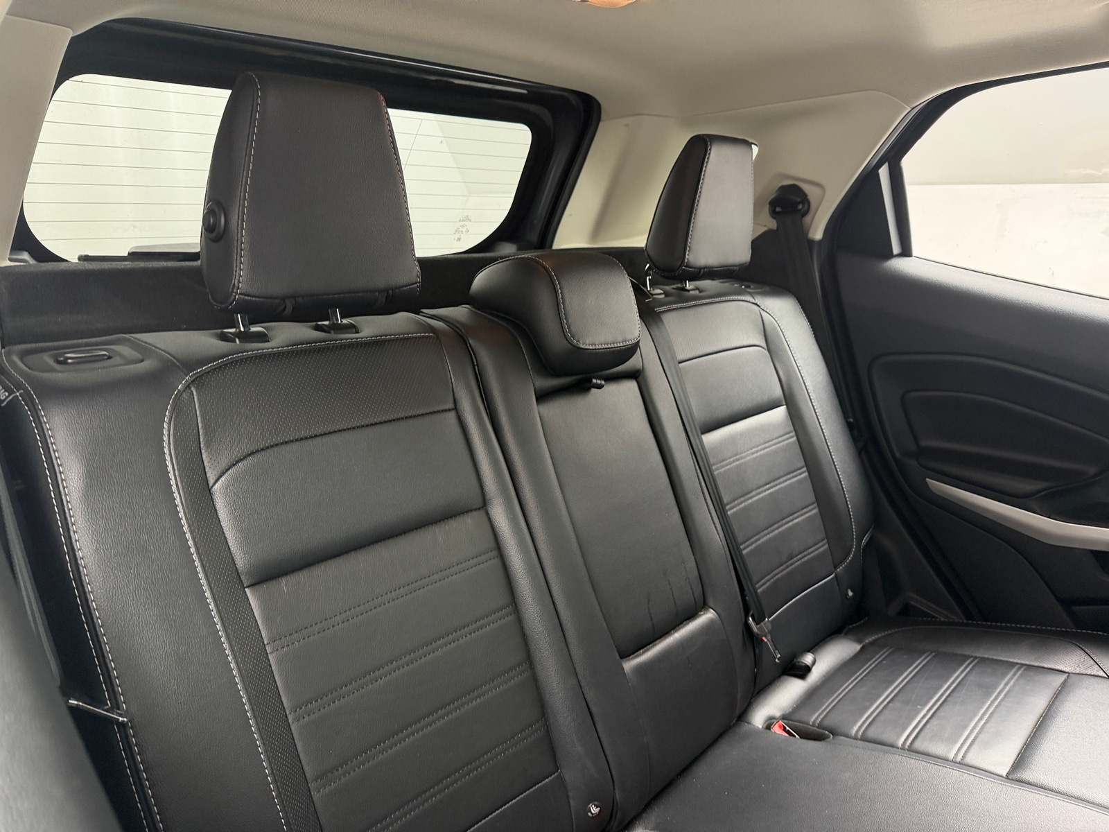 Thumbnail: 2019 Ford EcoSport - 5