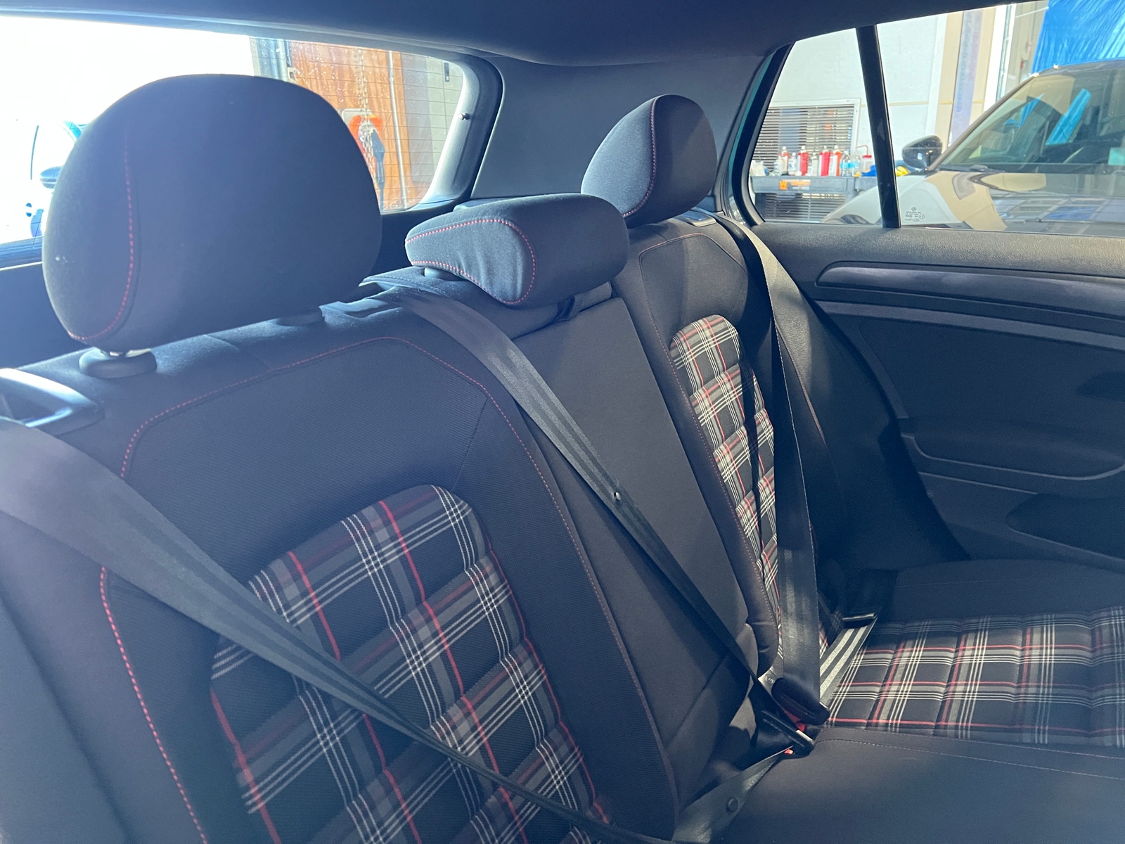 Thumbnail: 2018 Volkswagen Golf - 6