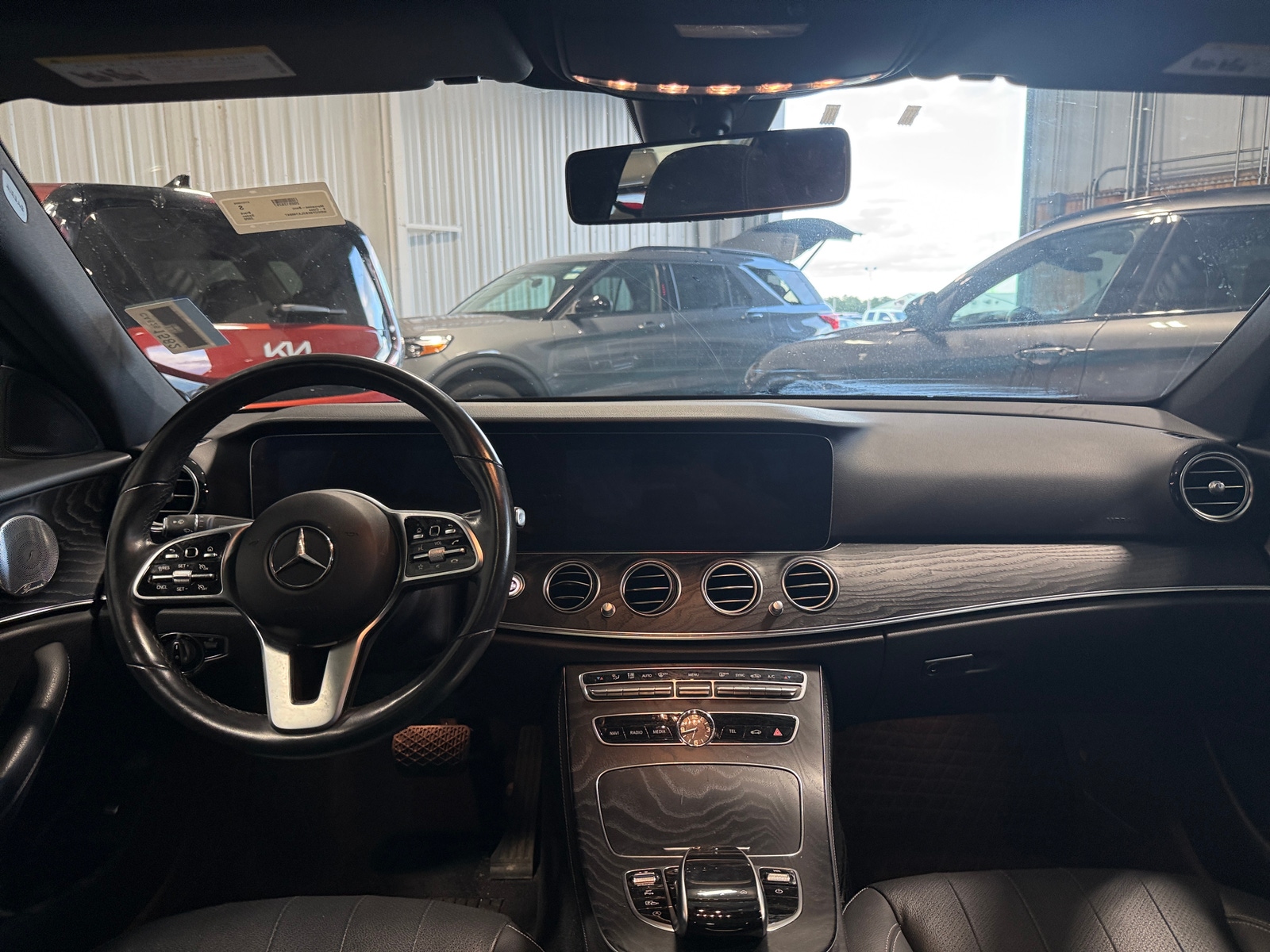 Thumbnail: 2020 Mercedes-Benz E-Class - 2