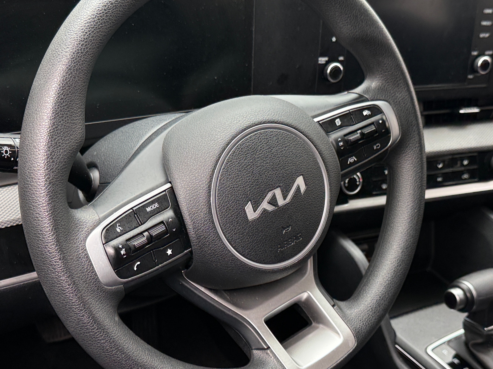 Thumbnail: 2024 Kia Sportage - 5