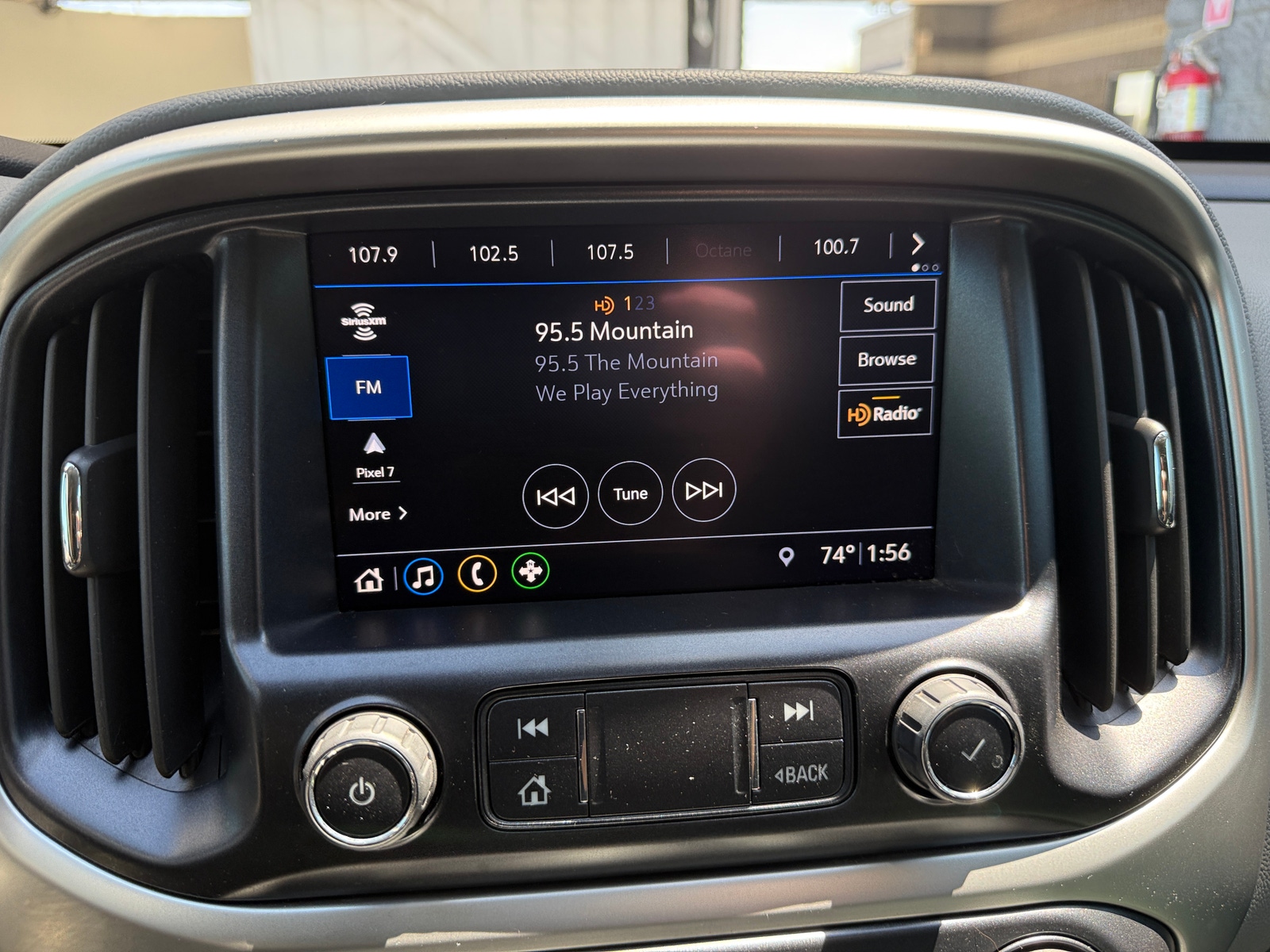 Thumbnail: 2019 Chevrolet Colorado - 4