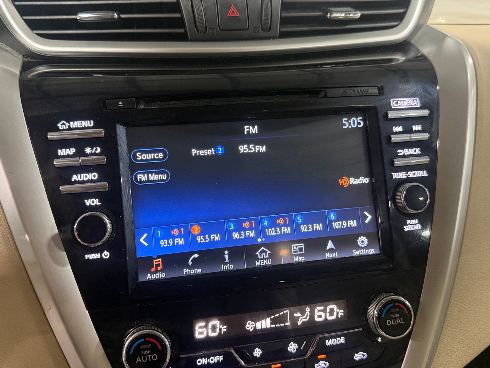 Thumbnail: 2016 Nissan Murano - 3