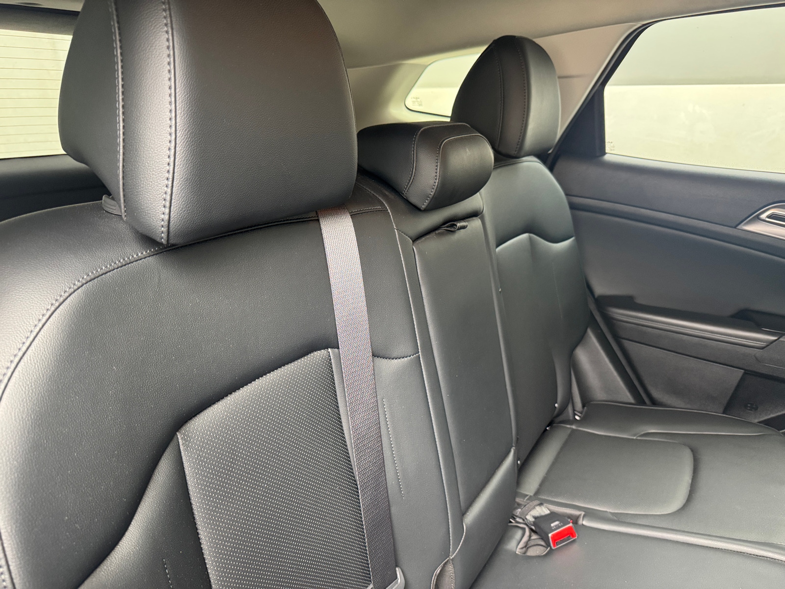 Thumbnail: 2023 Kia Sportage - 5