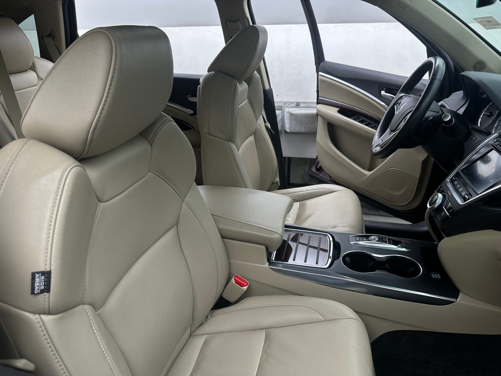 Thumbnail: 2016 Acura MDX - 2