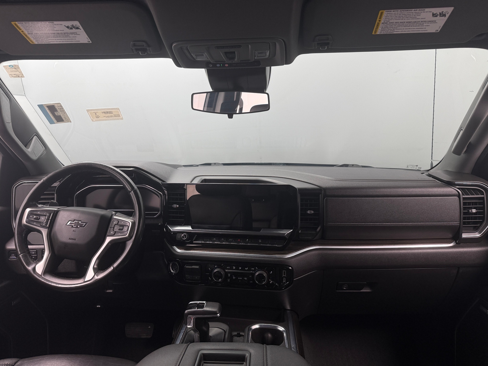 Thumbnail: 2022 Chevrolet Silverado 1500 - 3