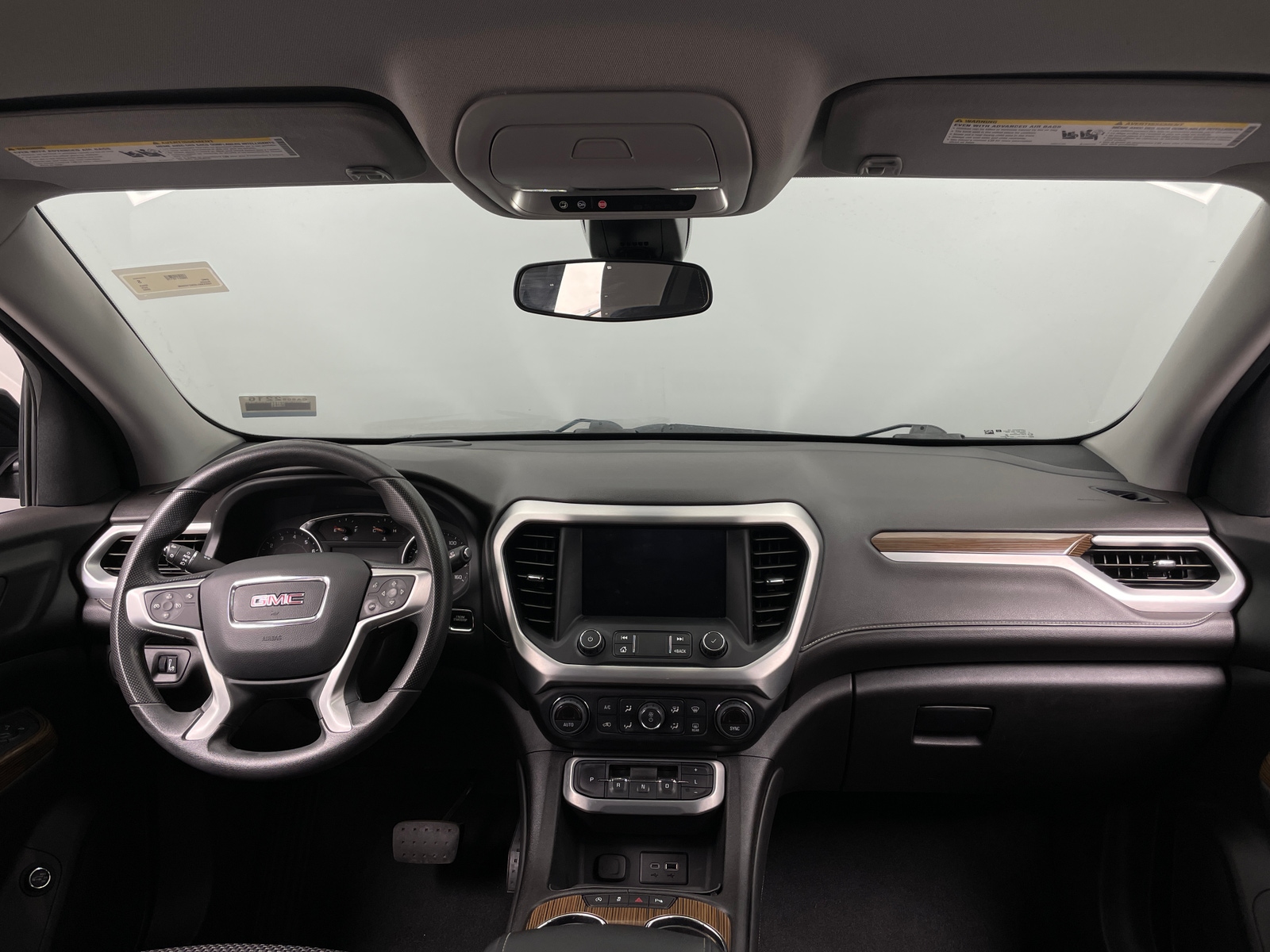 Thumbnail: 2022 GMC Acadia - 3