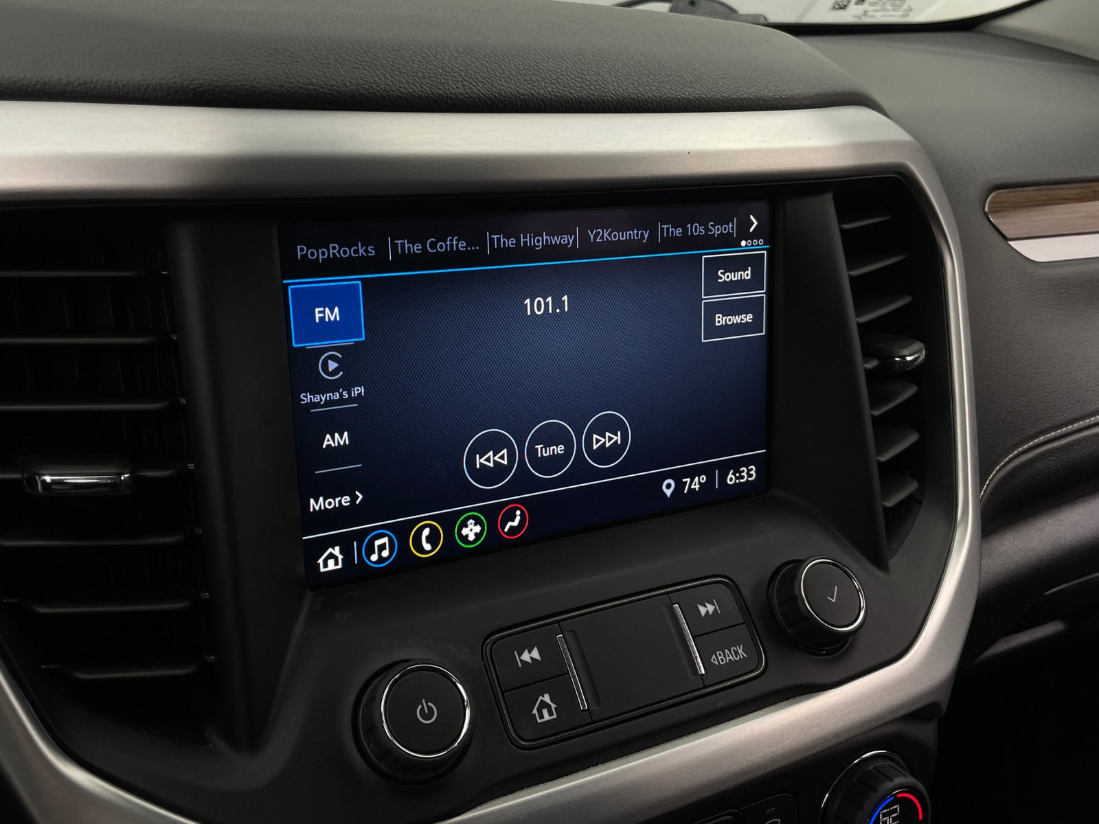 Thumbnail: 2022 GMC Acadia - 4